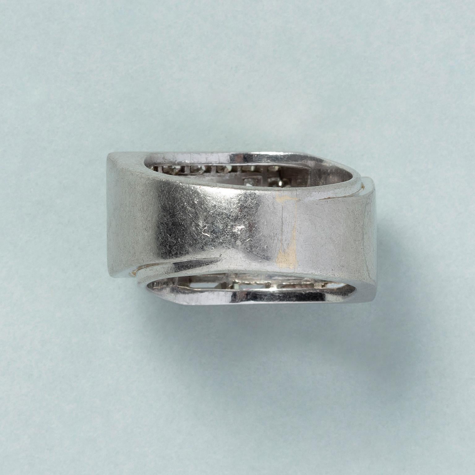 Baguette Cut A French Platinum Art Deco Ring with Diamonds For Sale