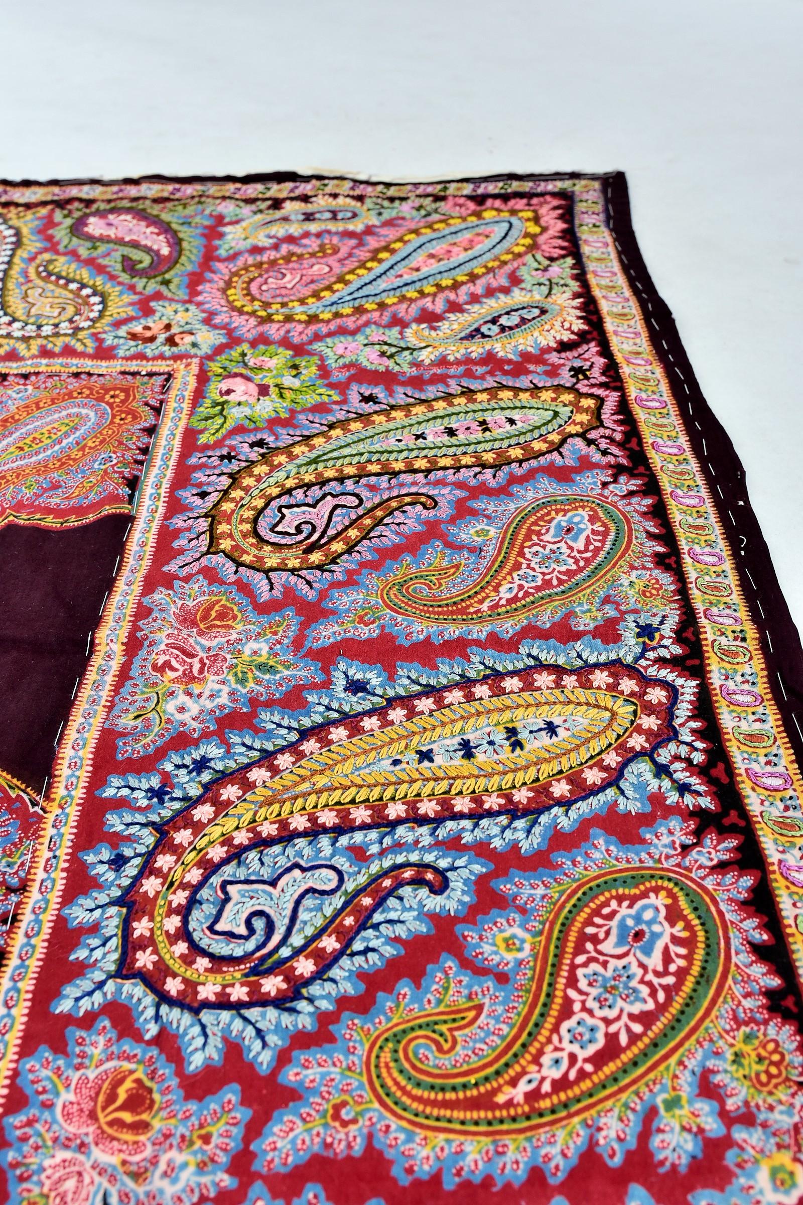 A French Printed and embroidered Paisley Cotton Fichu Shawl - Alsace Circa 1870 3