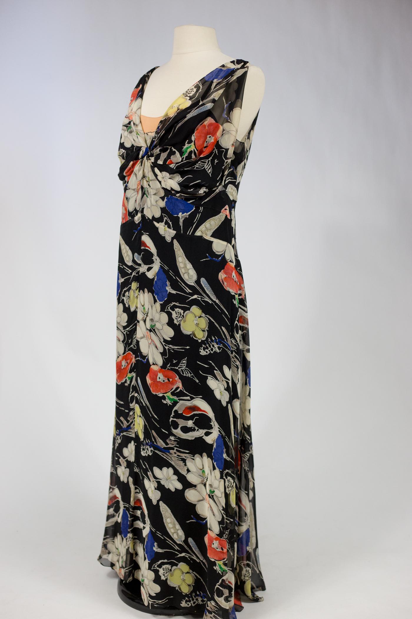 A French Printed Silk Chiffon Dress in the taste of Molyneux Circa 1935/1940 5