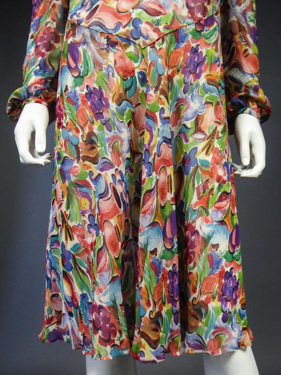 A French Printed ChiffonSilk Dress Raoul Dufy inspiration Circa 1940 In Good Condition For Sale In Toulon, FR