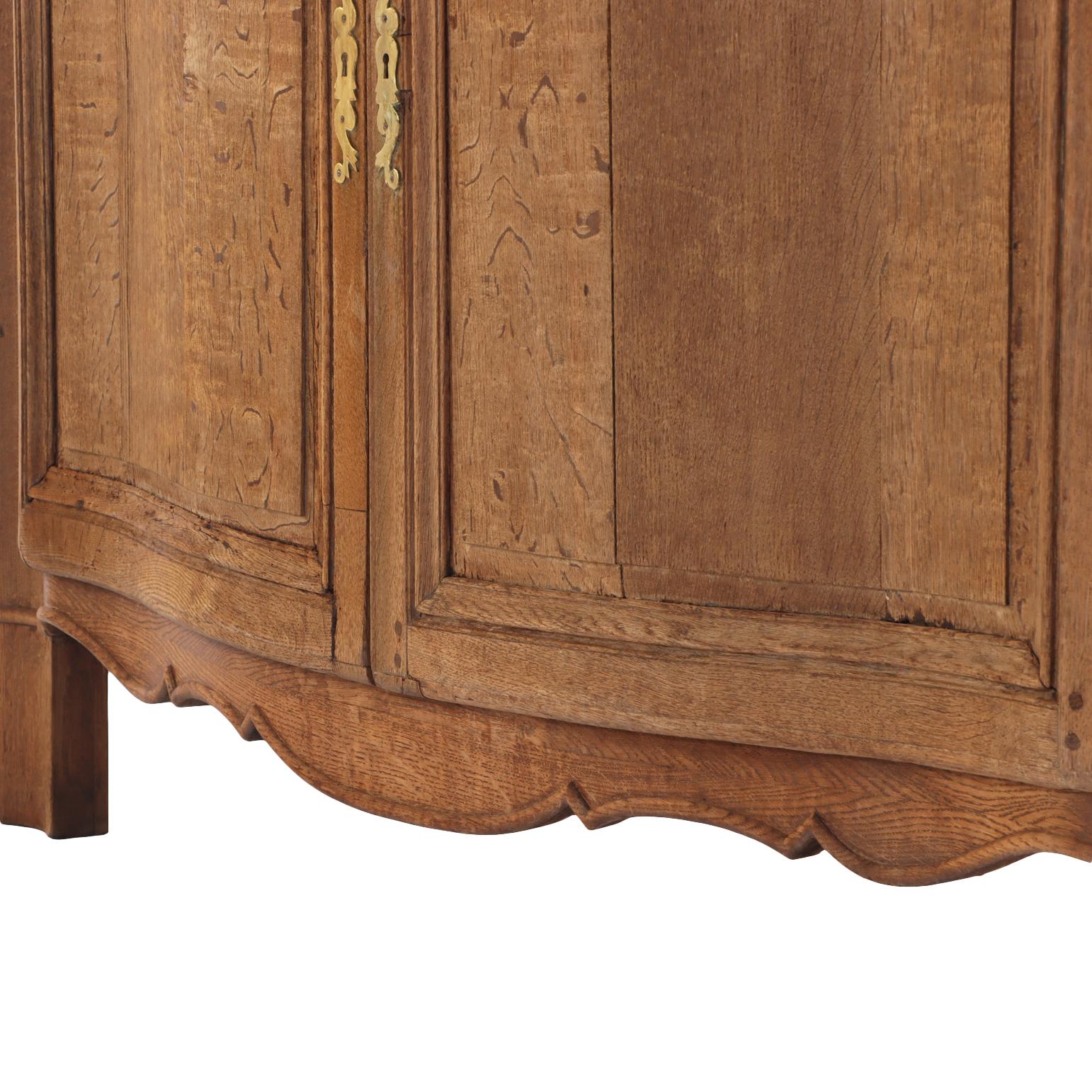 A French Provincial Oak Two-Door Server Buffet, C. 1880. In Good Condition For Sale In Philadelphia, PA