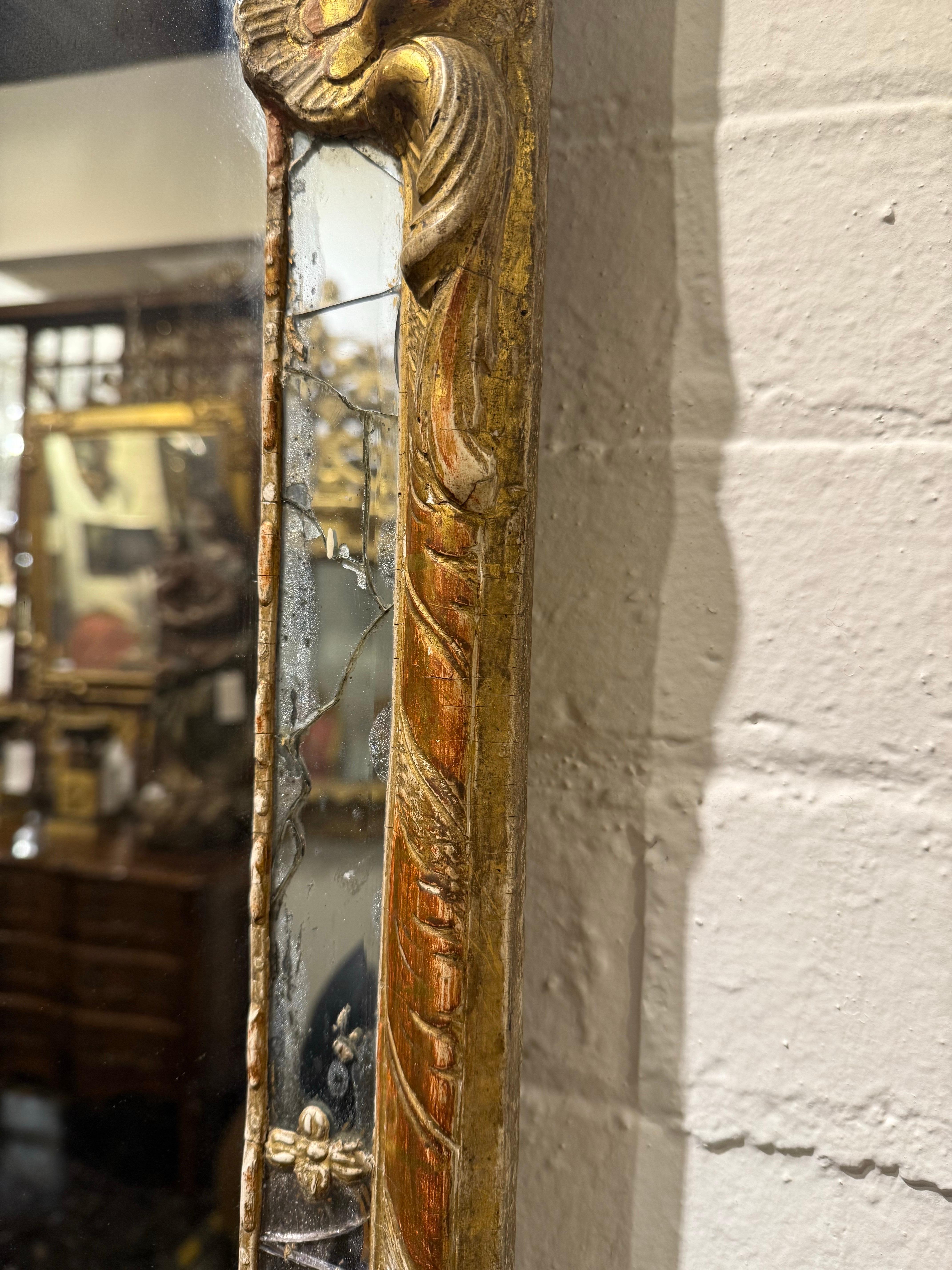 A French Régence Gilt Hall Mirror, 18th Century in vendita 2