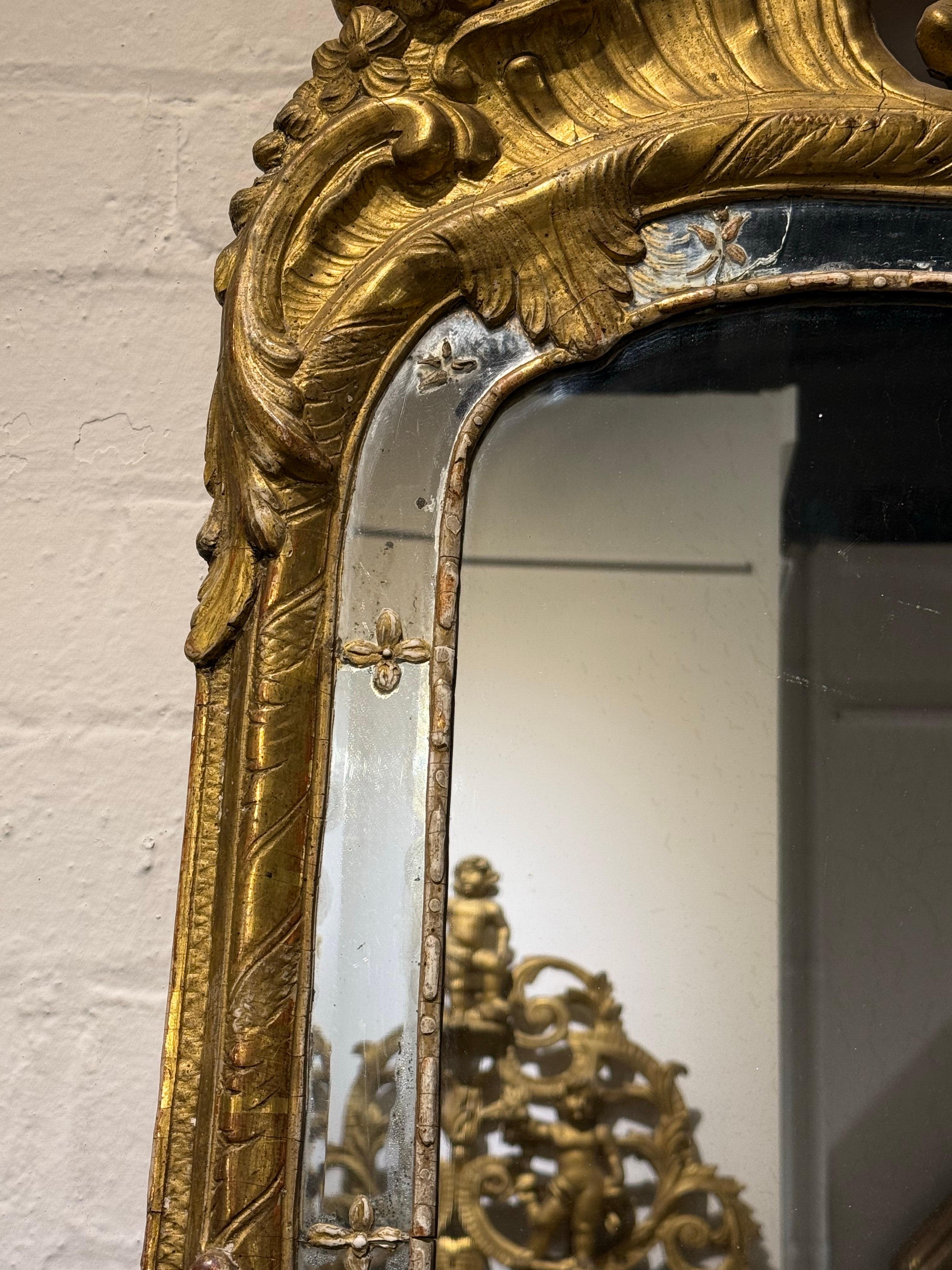 A French Régence Gilt Hall Mirror, 18th Century in vendita 6