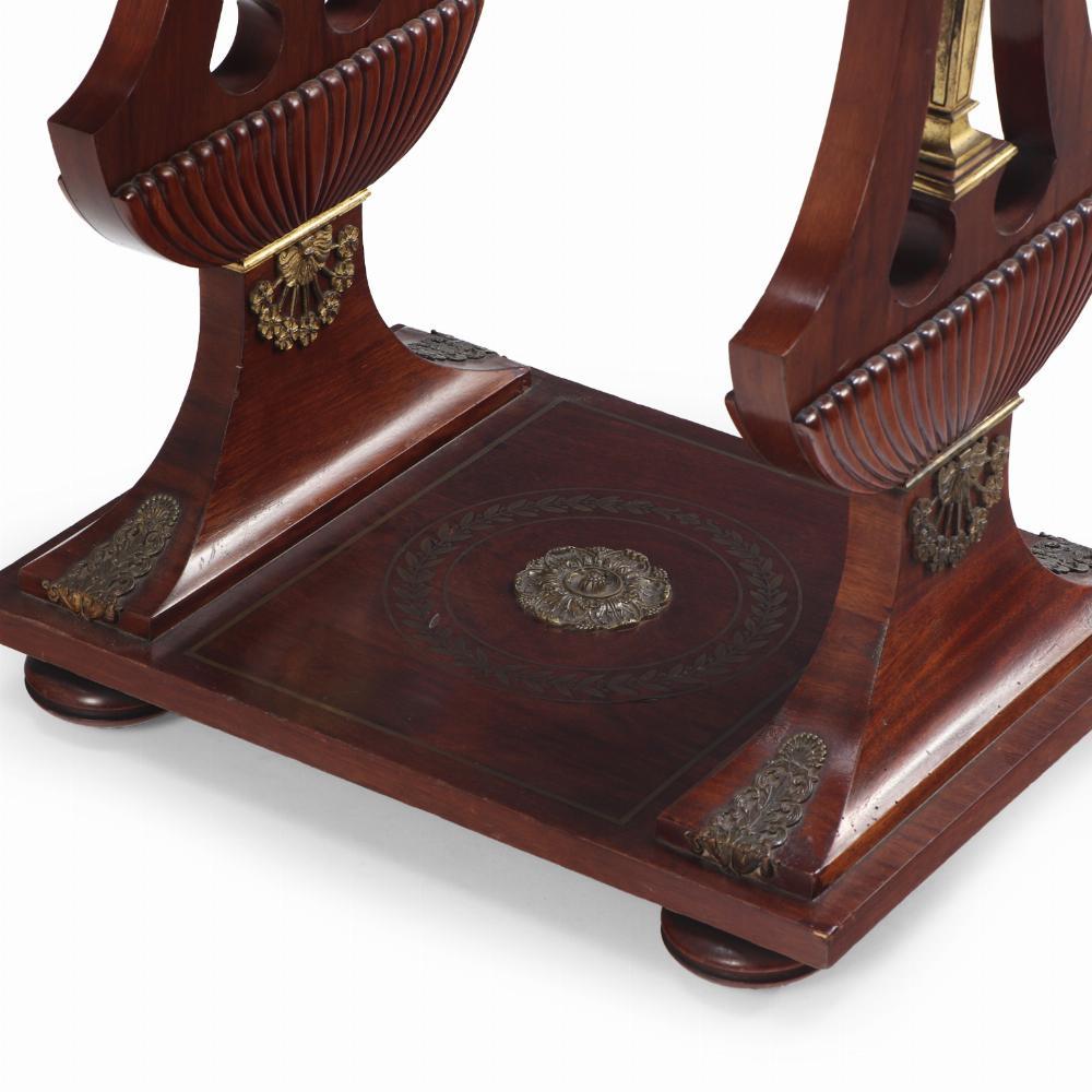 A French Regency style mahogany table, C. 1880. In Good Condition For Sale In Philadelphia, PA