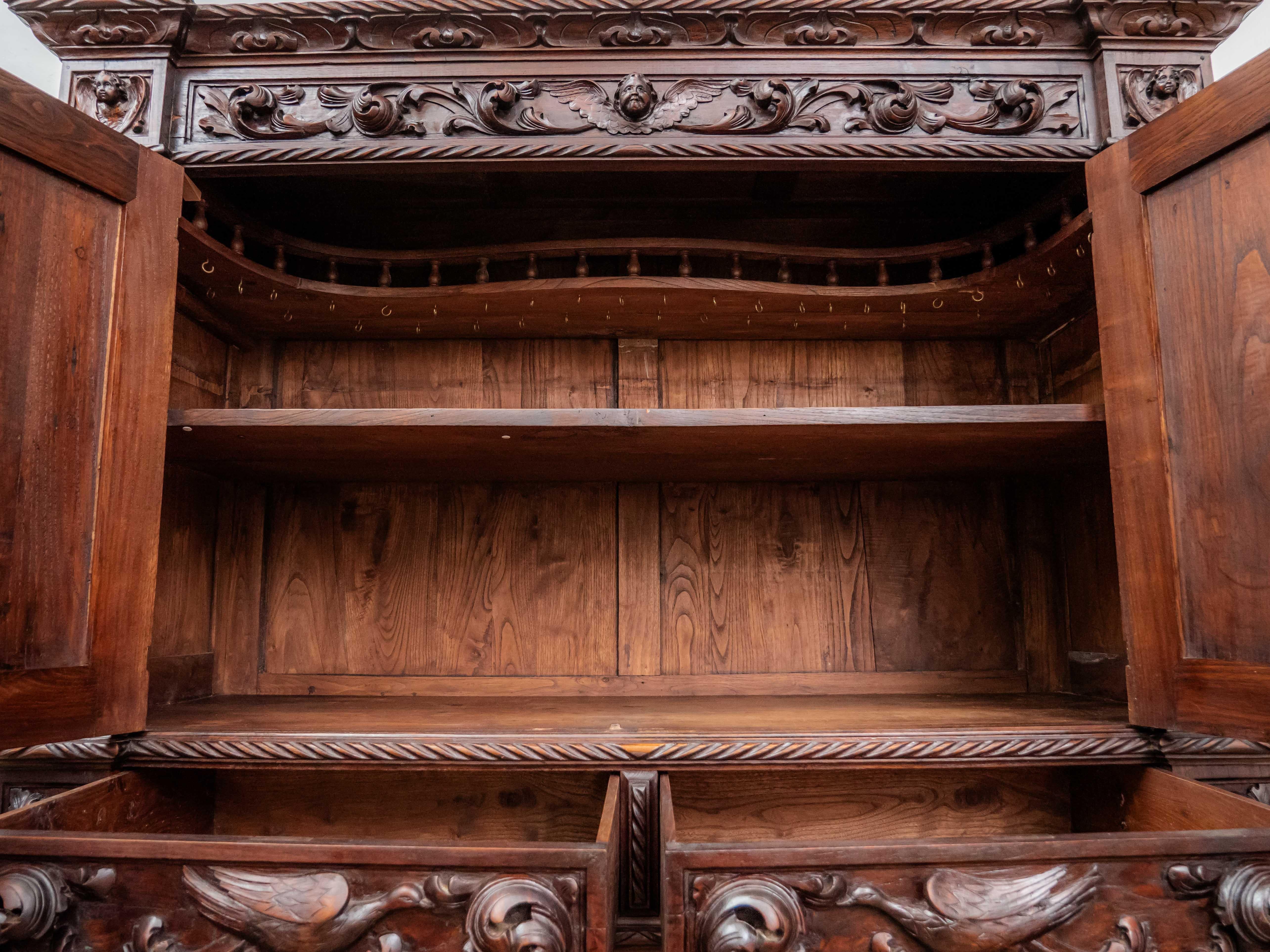A French Renaissance cabinet from Lyon For Sale 7