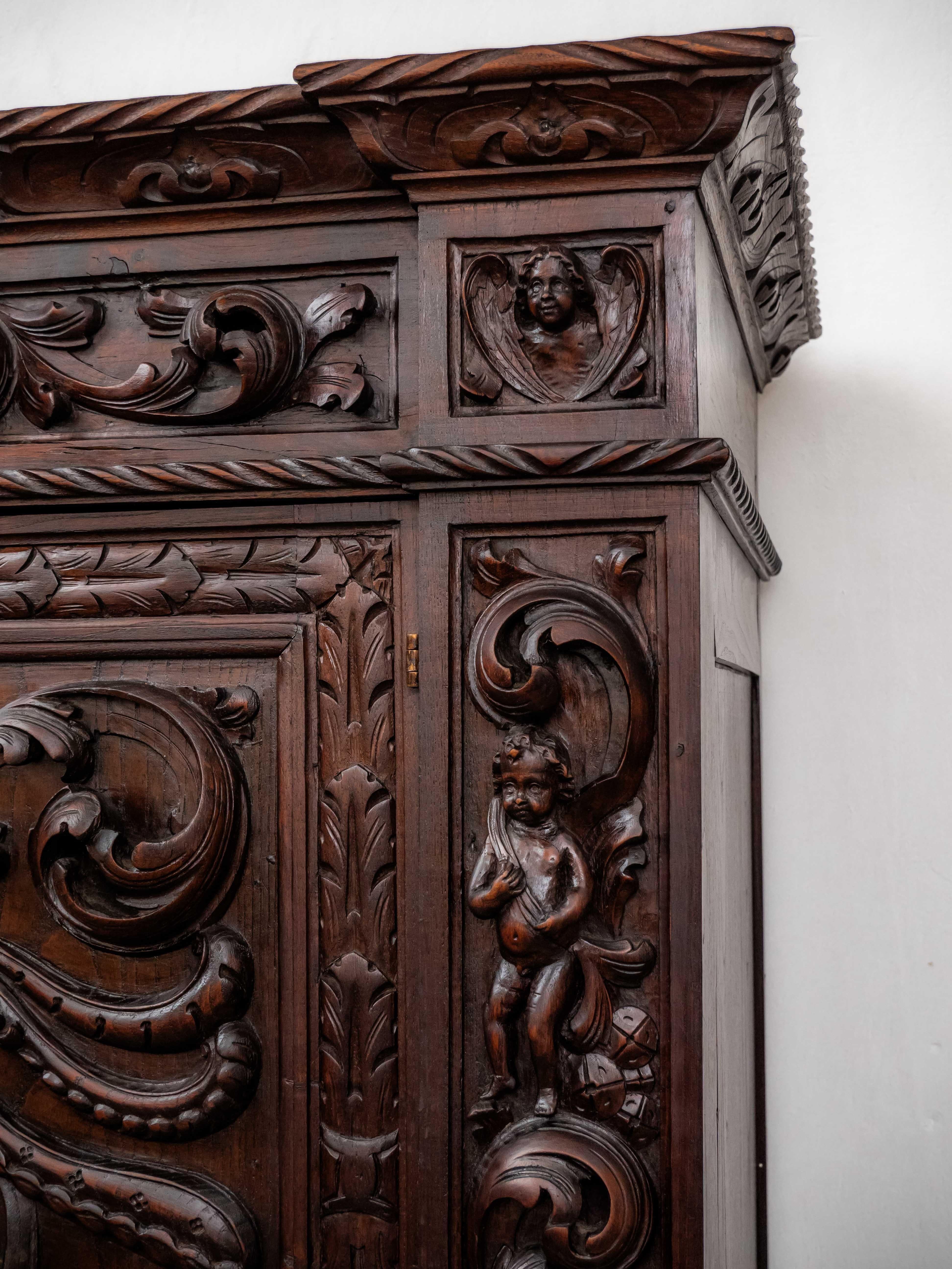 Late 19th Century A French Renaissance cabinet from Lyon For Sale