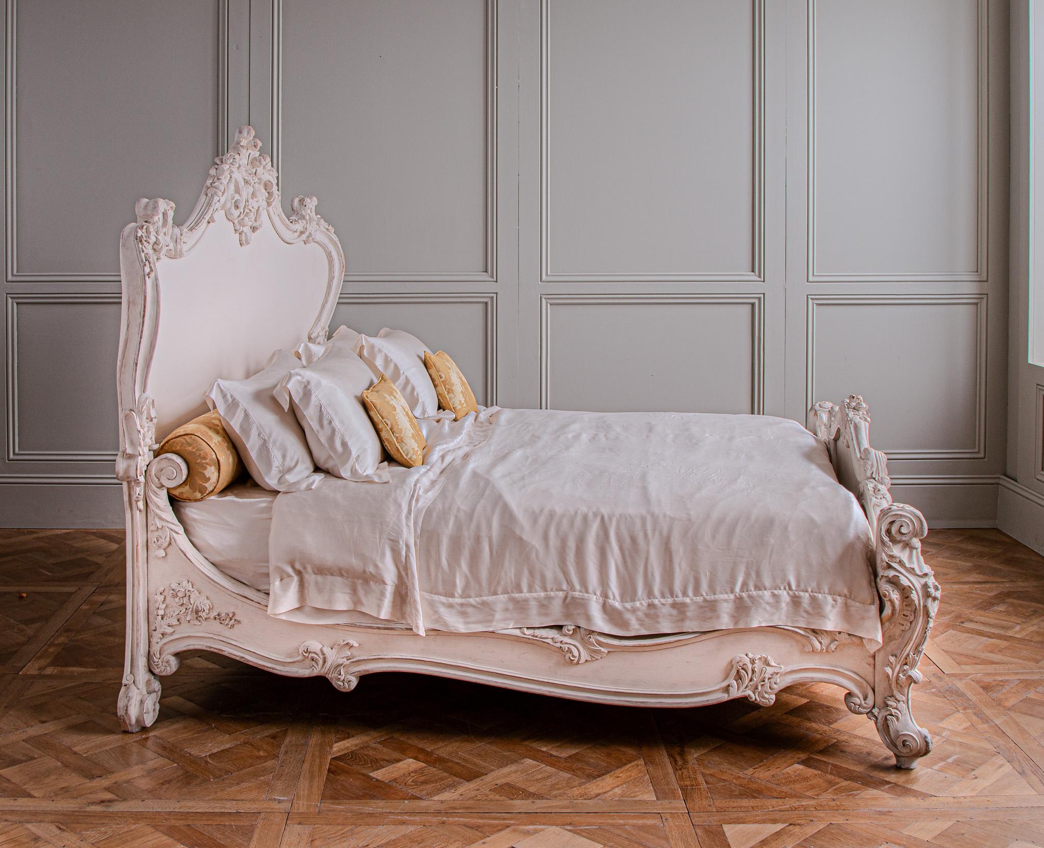 English A French Rococo Style 'Cherub' Bed Painted In White Gesso By La Maison London For Sale