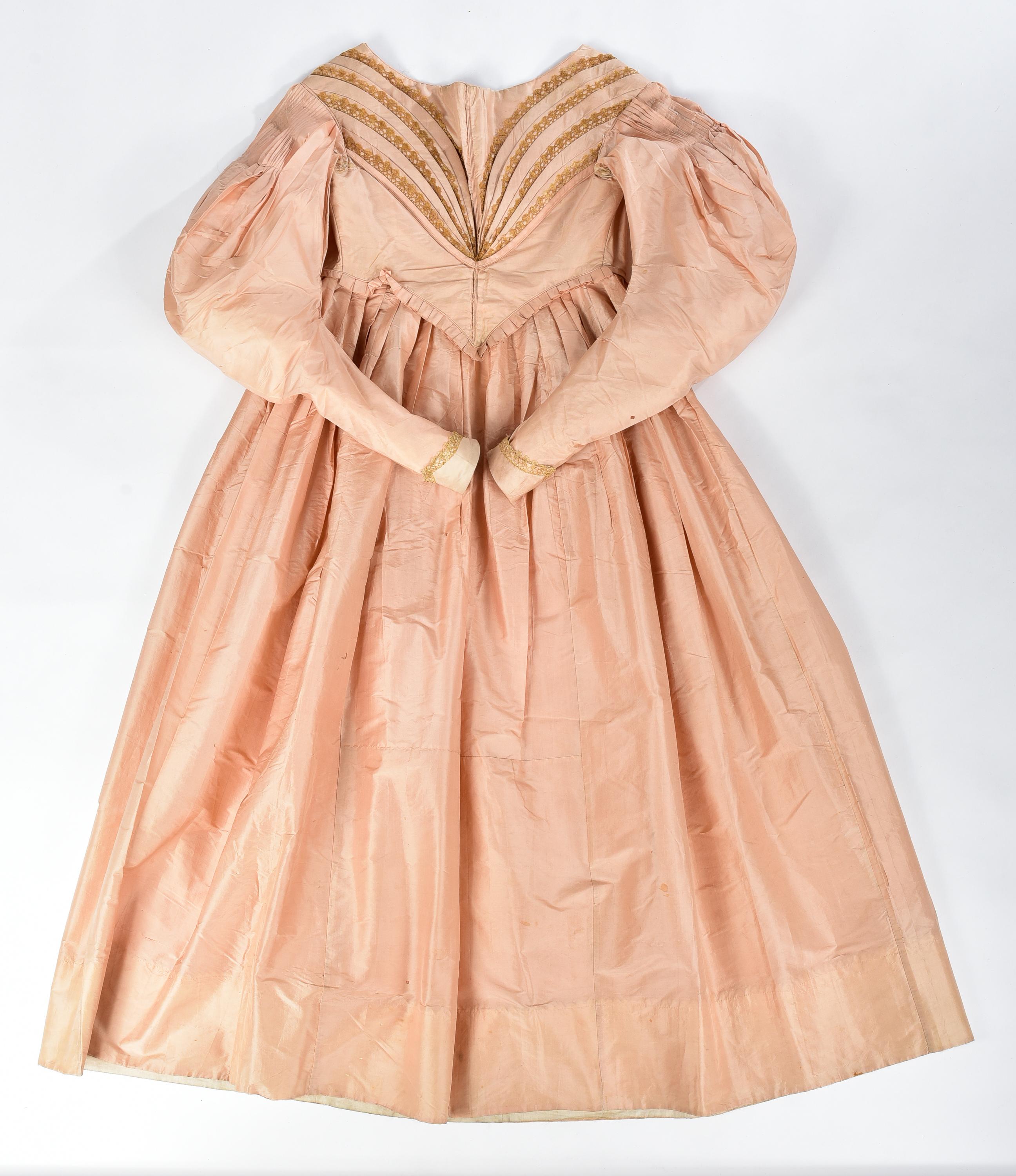 A French Romantic Period taffeta pale pink Taffeta Dress- France Circa 1835-1840 3