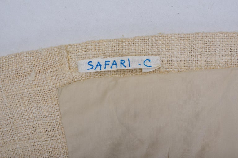  A French Safari Jacket In Beige Linen And Silk Toile Circa 1968-1972 For Sale 2