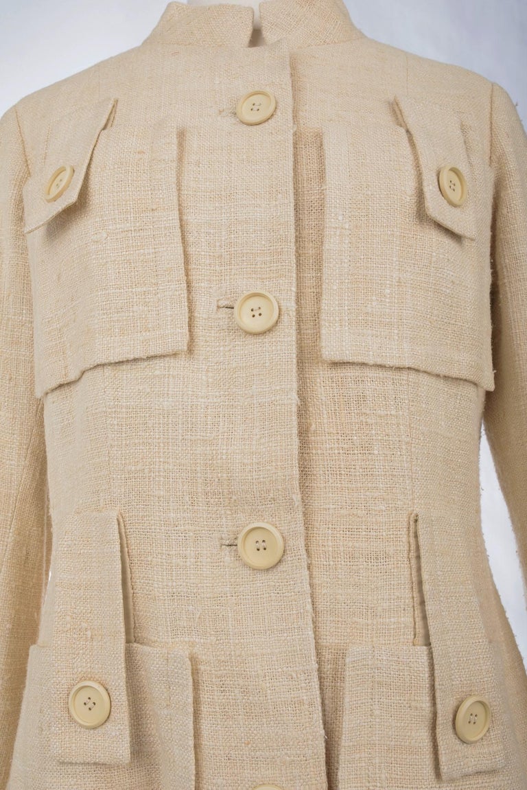  A French Safari Jacket In Beige Linen And Silk Toile Circa 1968-1972 For Sale 4