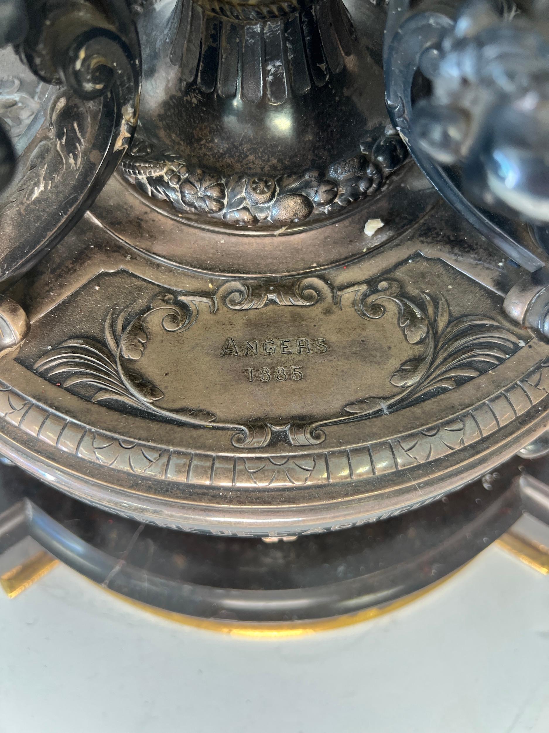 Trophée de présentation français en argent et marbre rouge par Chrisofle & Cie, vers 1885 en vente 5
