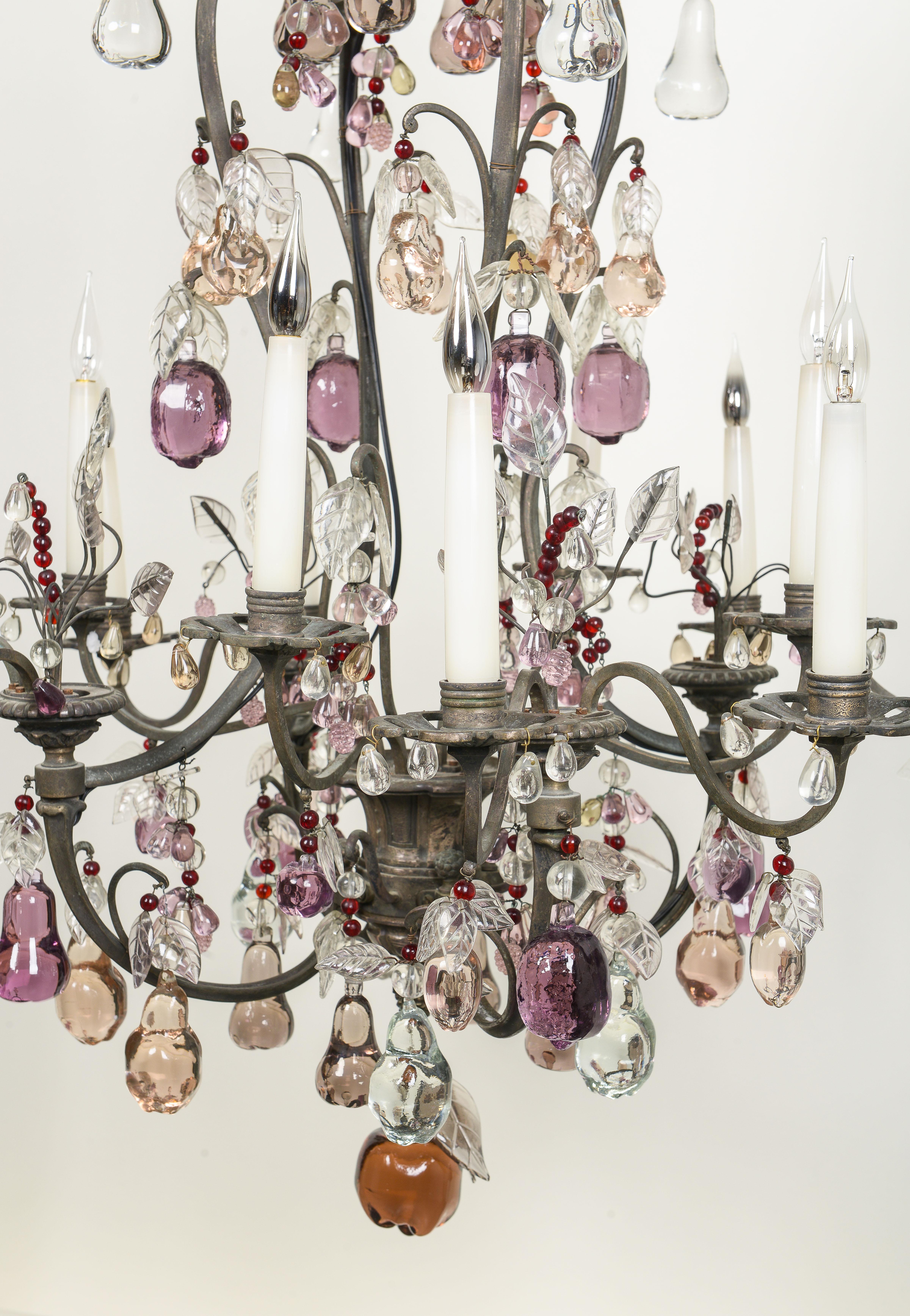 French Silvered-Bronze and Crystal Fruit Twelve-Light Chandelier In Excellent Condition For Sale In New York, NY
