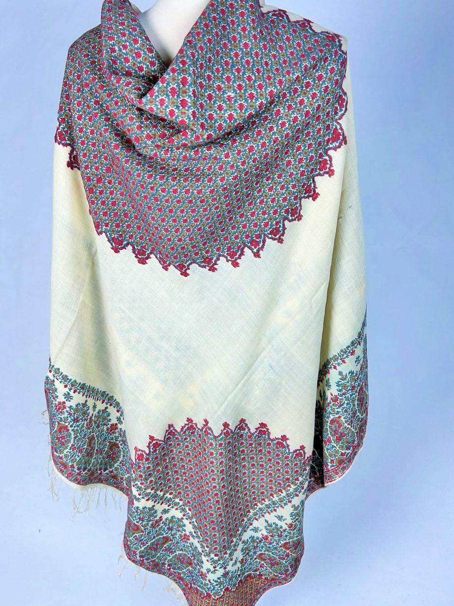A french squared Paisley Moon Shawl woven silk and wool Circa 1830 8