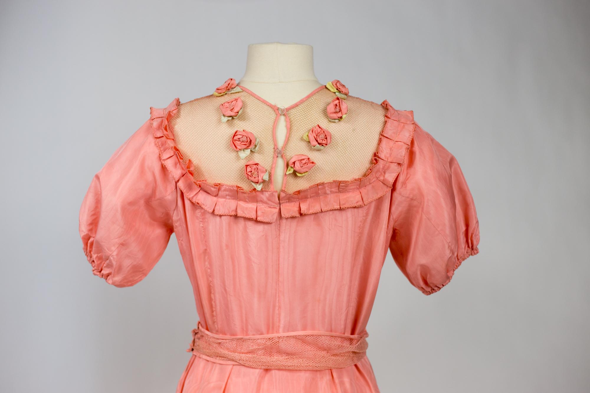 Französisches Sommerkleid aus Viskose-Taft-Stoff, um 1920/1930 im Angebot 8