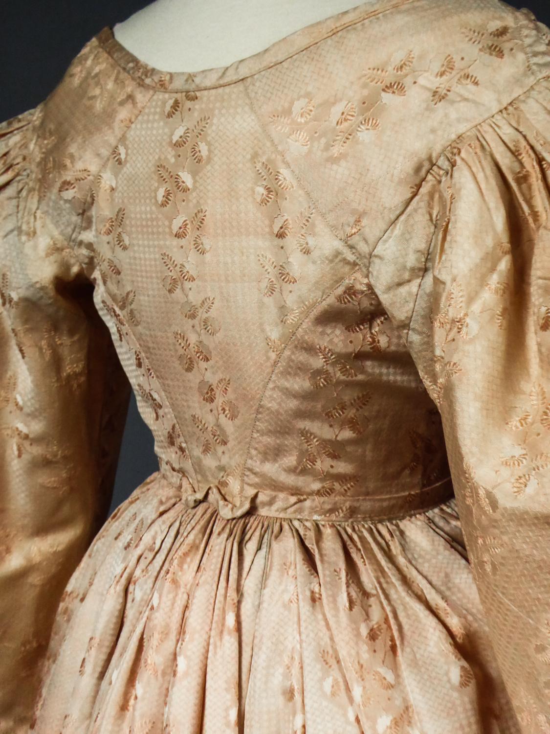 Französisch Taft Seide Ballkleid - Frankreich Charles X Periode Circa 1825 5