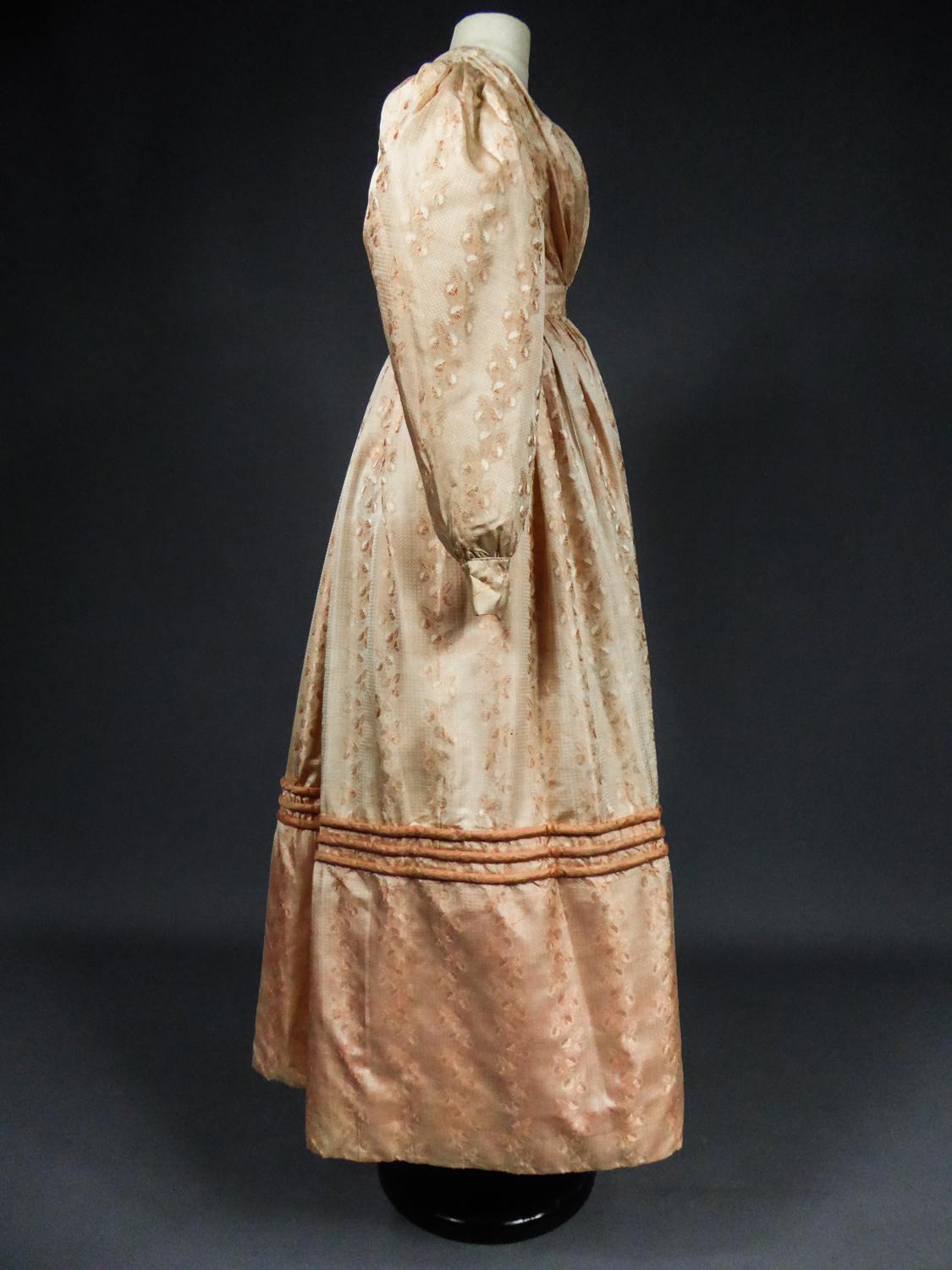 Französisch Taft Seide Ballkleid - Frankreich Charles X Periode Circa 1825 3