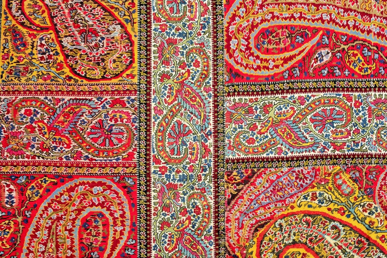 A French Turn Over Harlequin Cashmere shawl - France Circa 1825 4