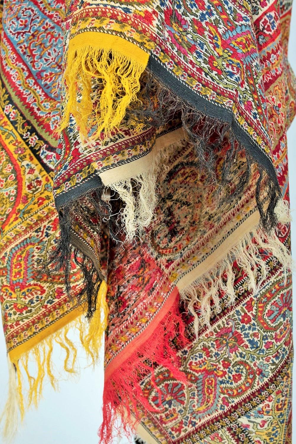 A French Turn Over Harlequin Cashmere shawl - France Circa 1825 6