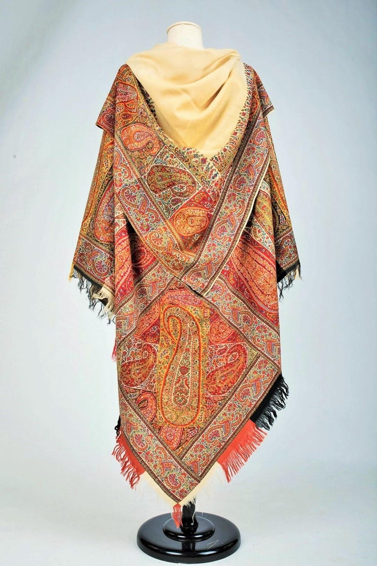 A French Turn Over Harlequin Cashmere shawl - France Circa 1825 For Sale 10