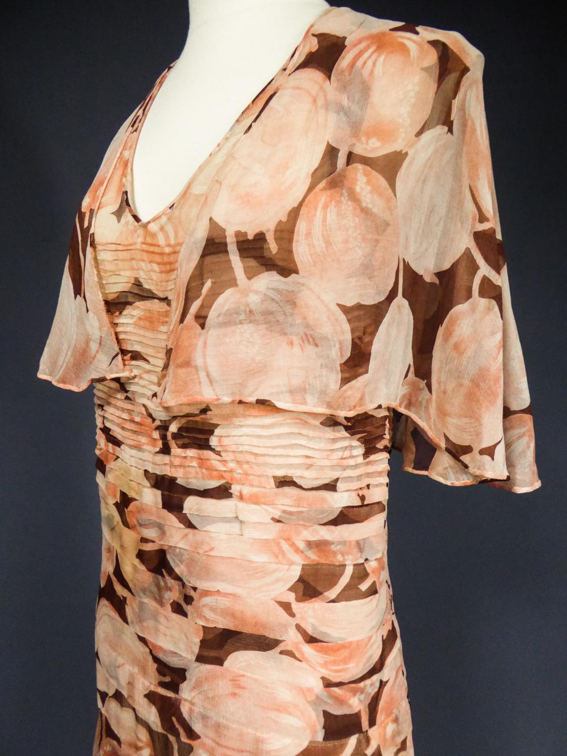A French Printed Chiffon Couture Dress Circa 1930/1940 For Sale 5
