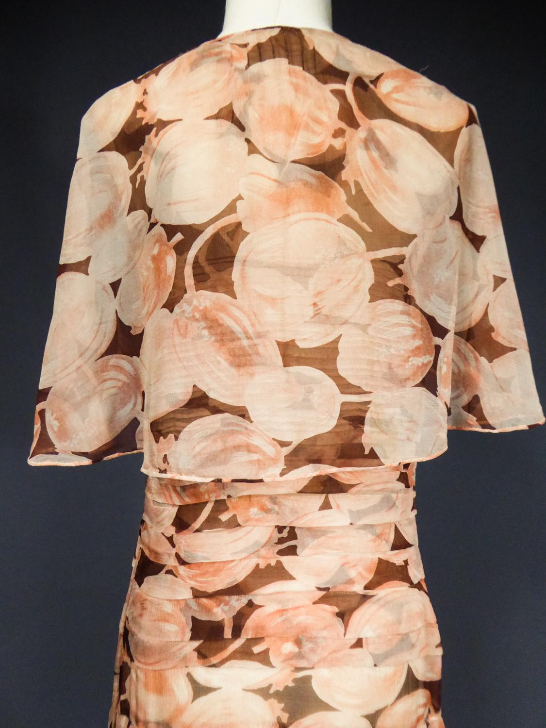 A French Printed Chiffon Couture Dress Circa 1930/1940 For Sale 10