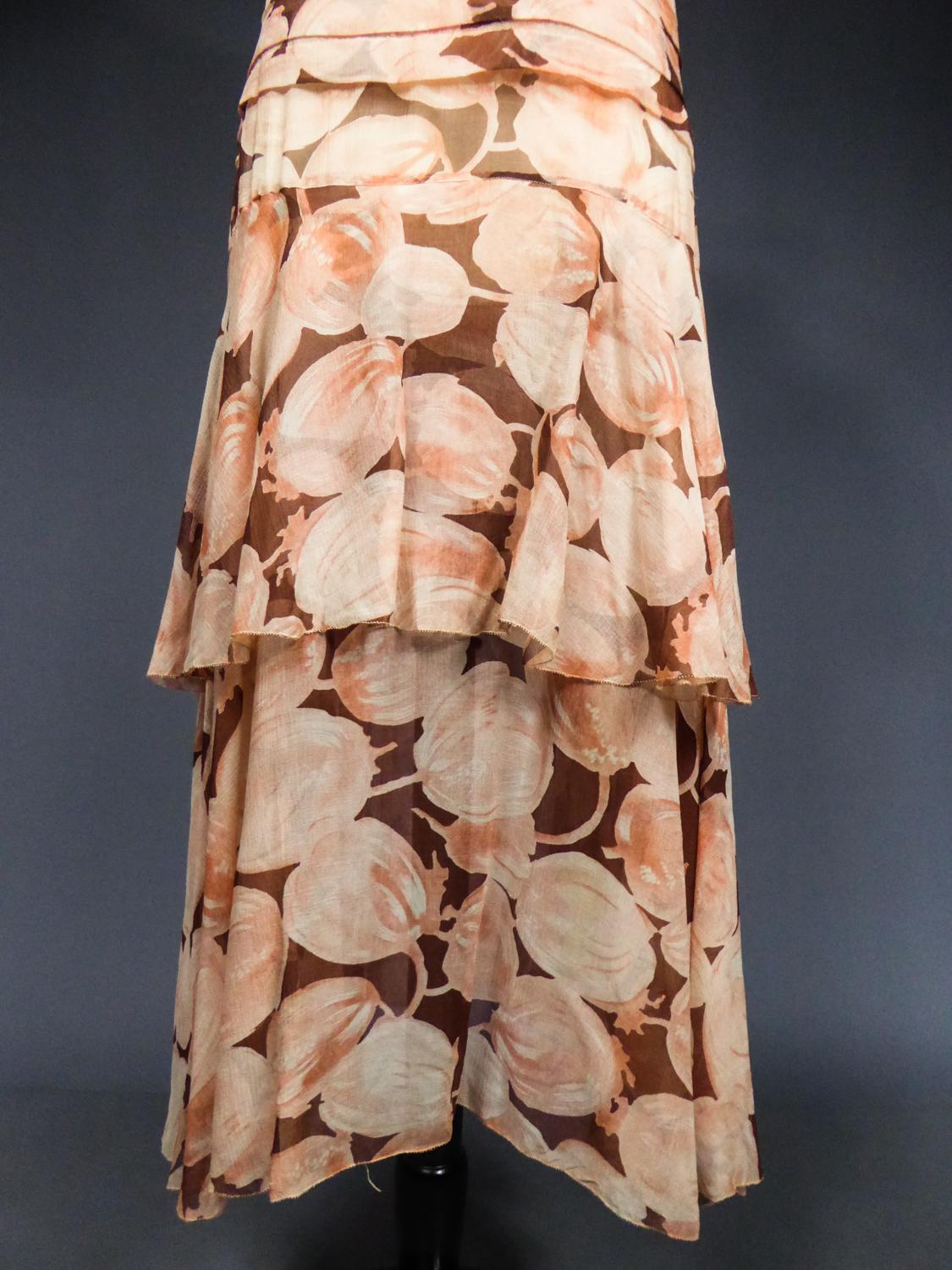 Französisches bedrucktes Chiffon-Couture-Kleid, ca. 1930/1940 Damen im Angebot
