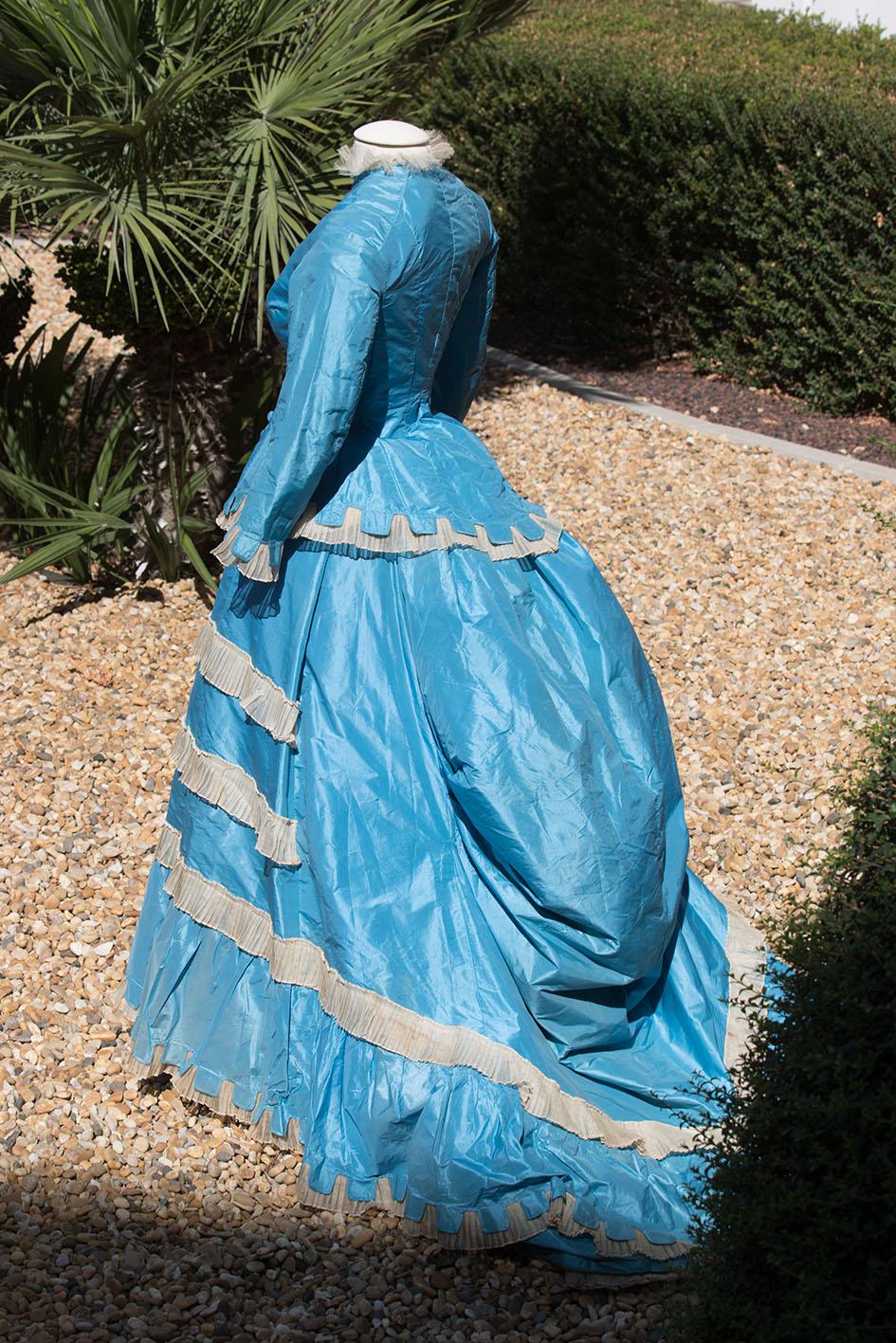 A French Victorian Bustle Day Dress and Pouf in Sky-blue Taffeta Circa 1875 4