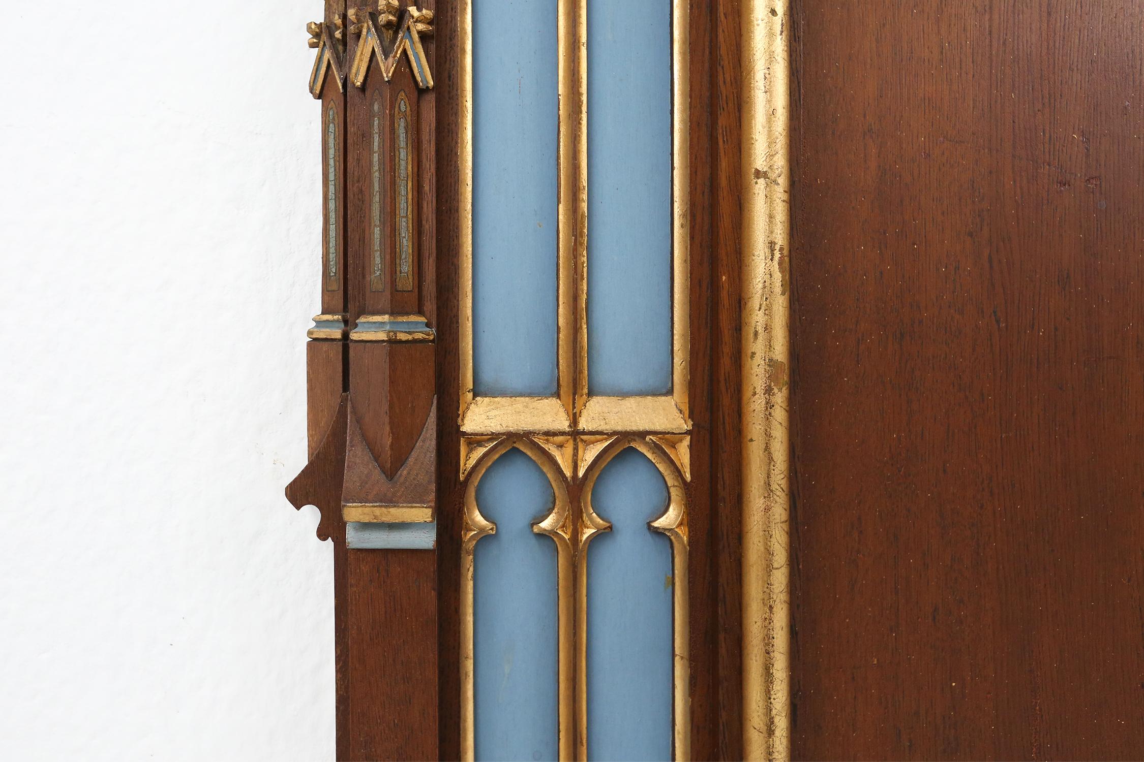 A French wooden neo-Gothic steeple with niche for saint statue, ca. 1800 For Sale 2
