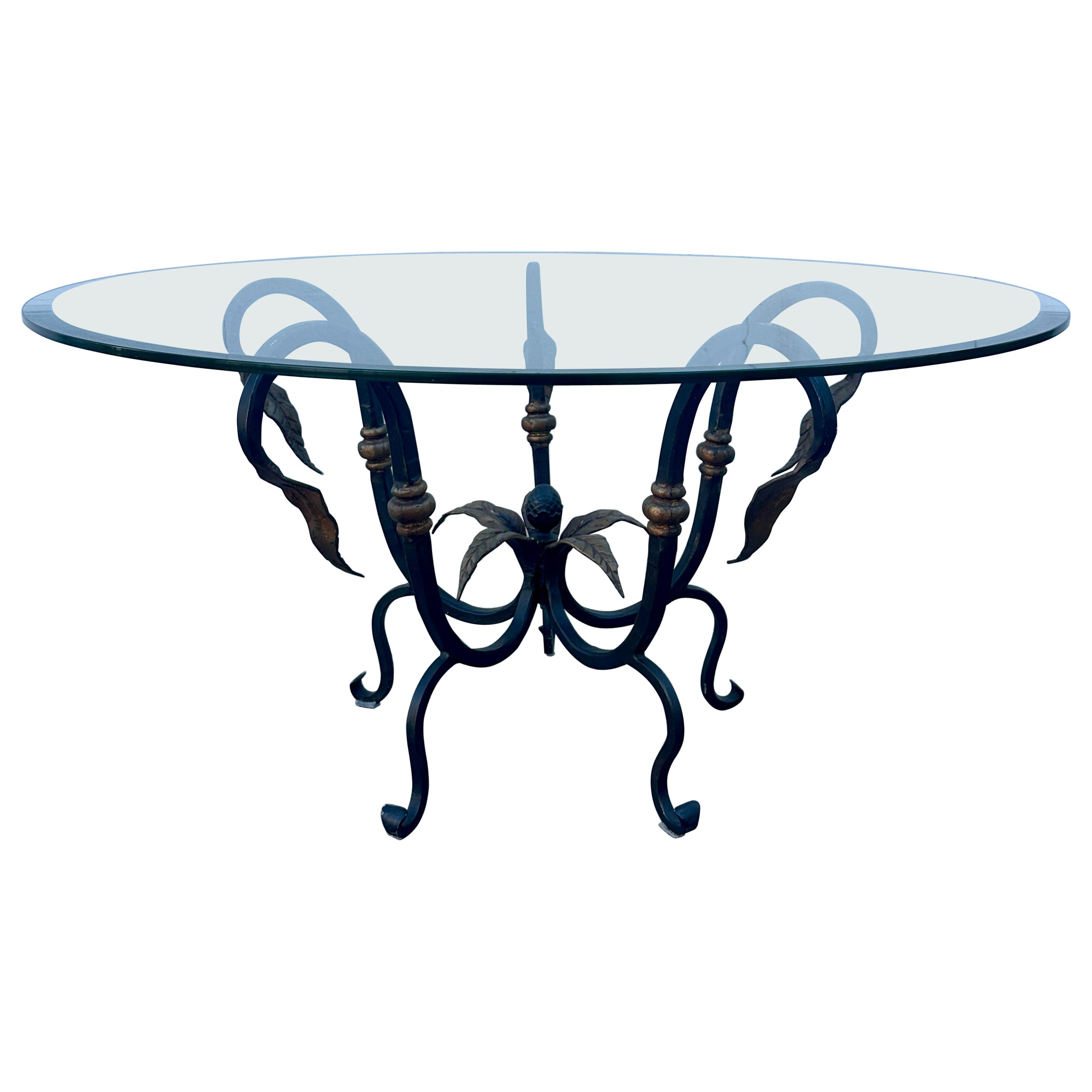 Table à café ou à cocktail en fer forgé et dorée à la française en vente