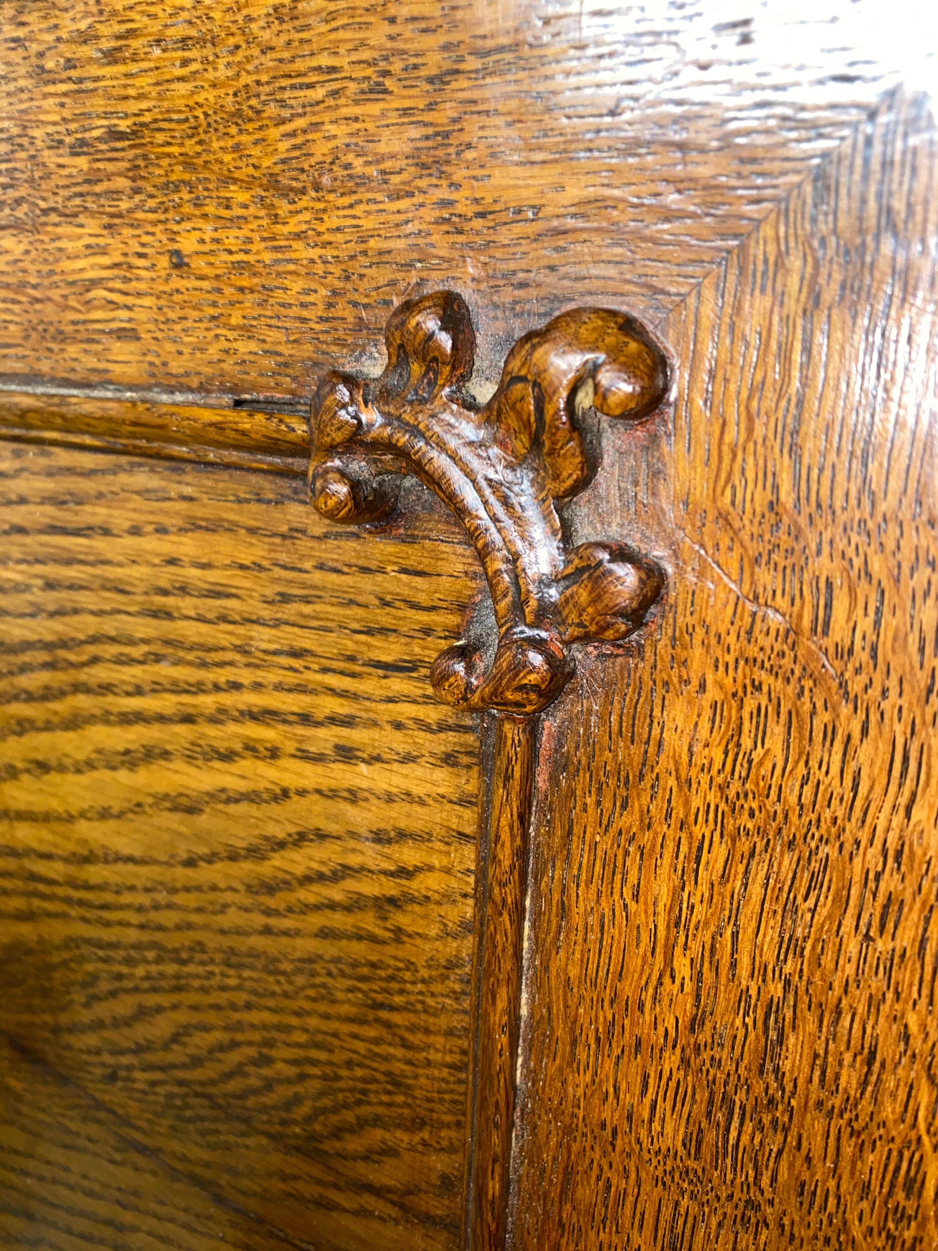 Frisian Baroque Oakwood Bureau, Mid-18th Century For Sale 1