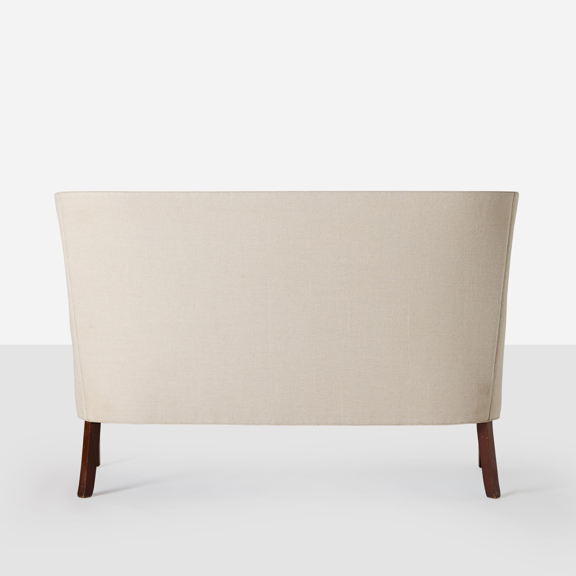 Milieu du XXe siècle Settee Frits Henningsen en lin en vente