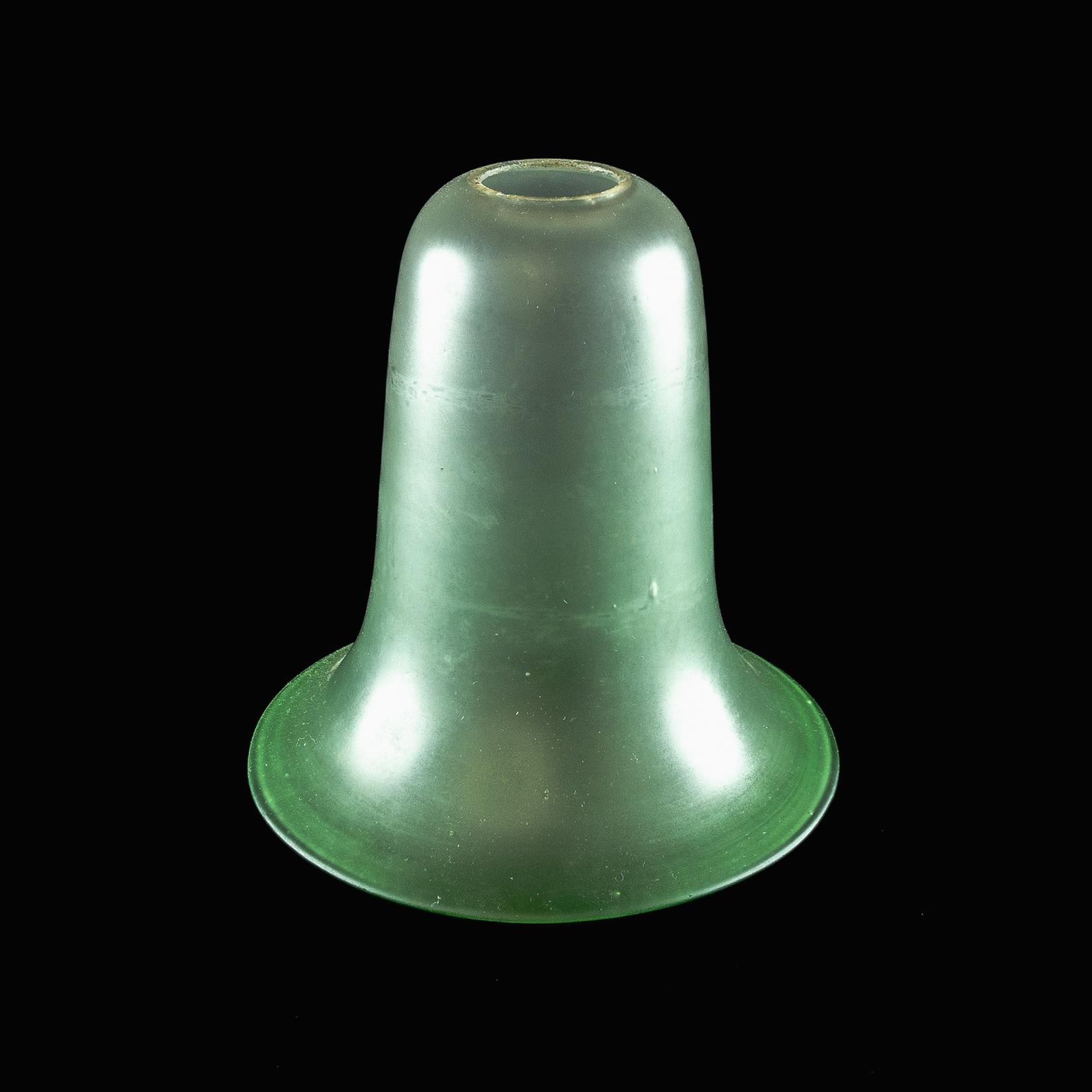 A satin-finished Vaseline Glass Shade
with green tinted flared bell-shaped rim. Diameter of lampshade hole: 3cm.