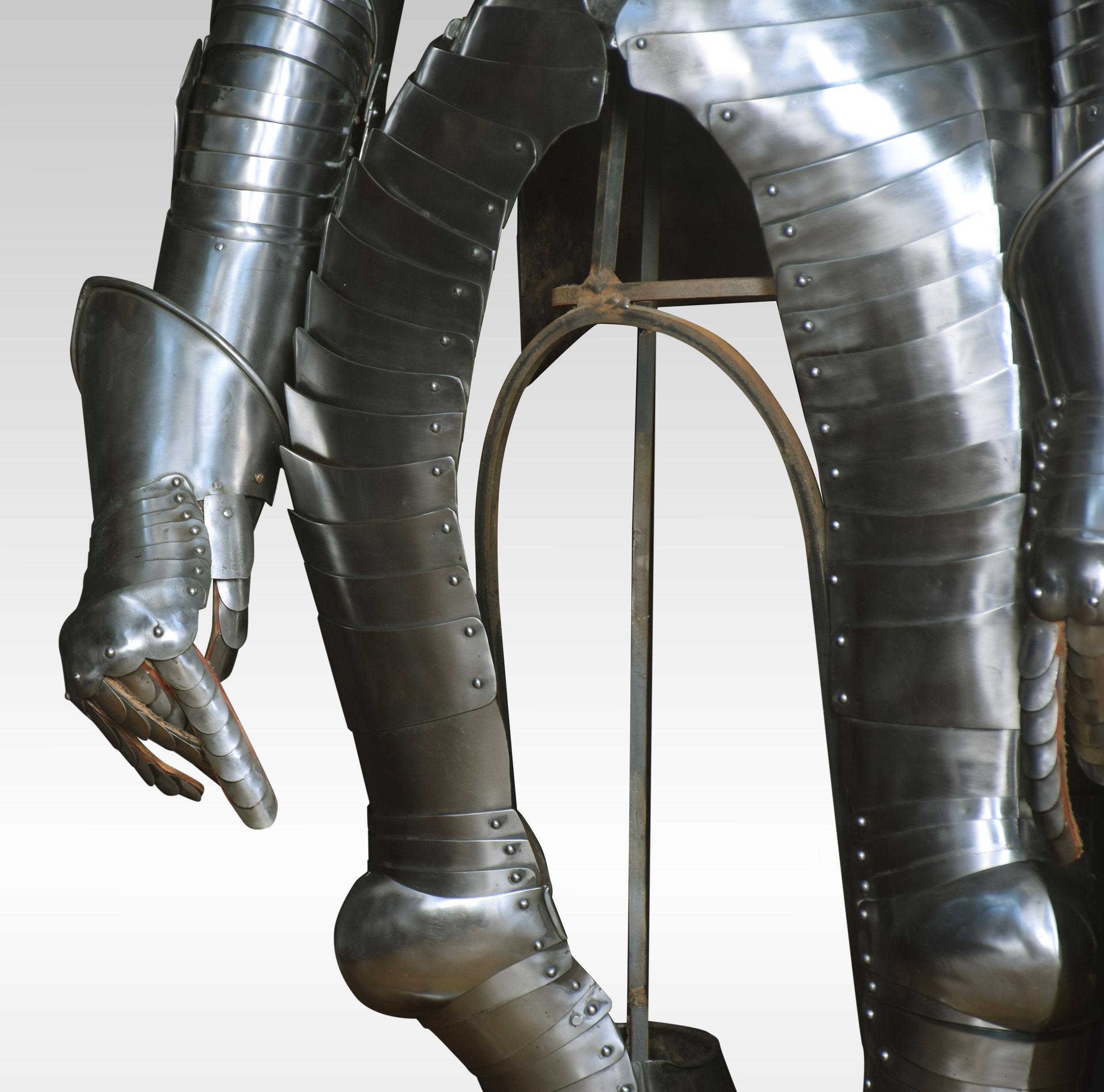 Tenue complète d'armure de cuirassier dans le style du 17ème siècle en vente 3