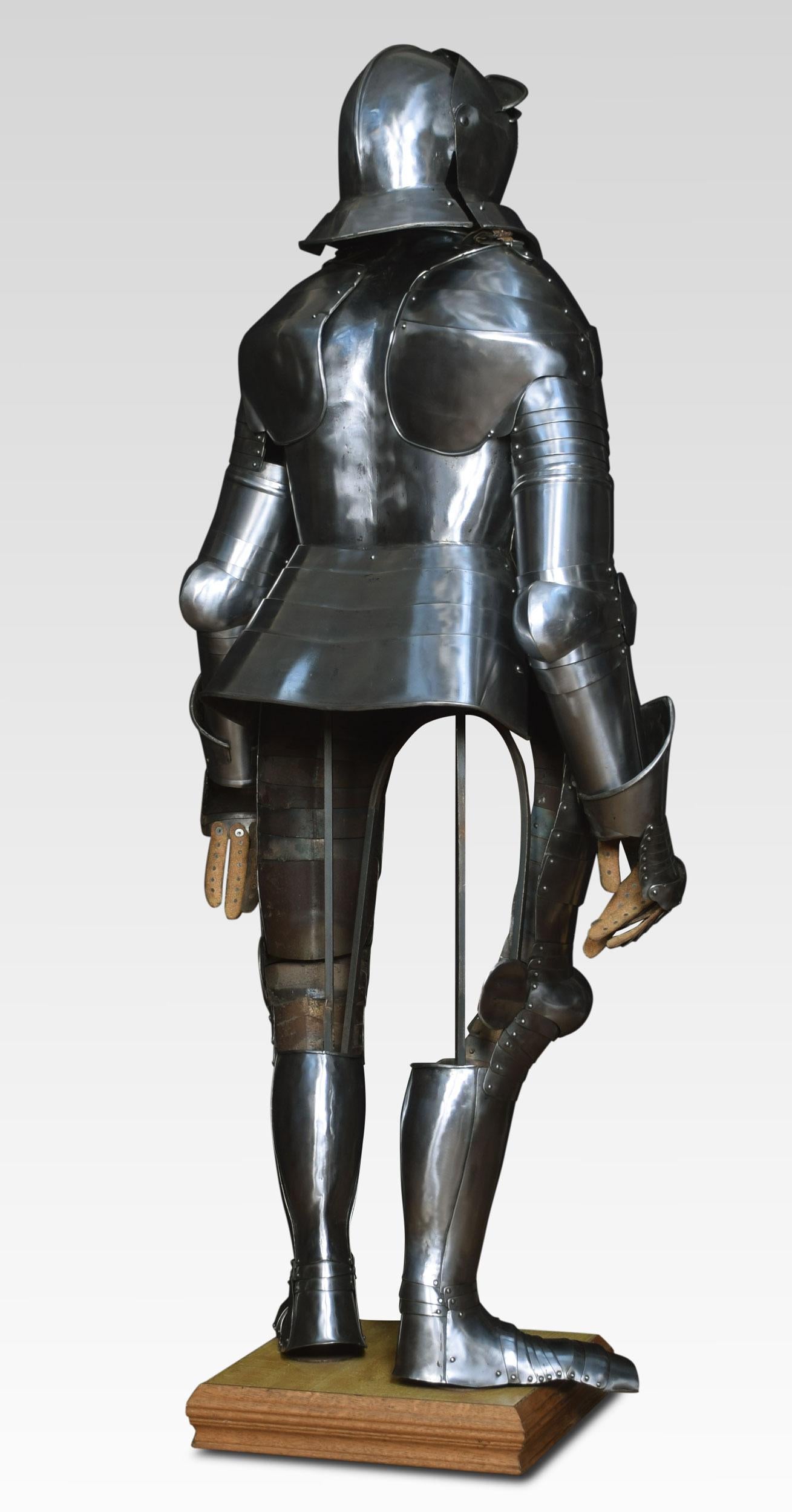 French Full Suit of Cuirassier Armour in the 17th Century Style For Sale