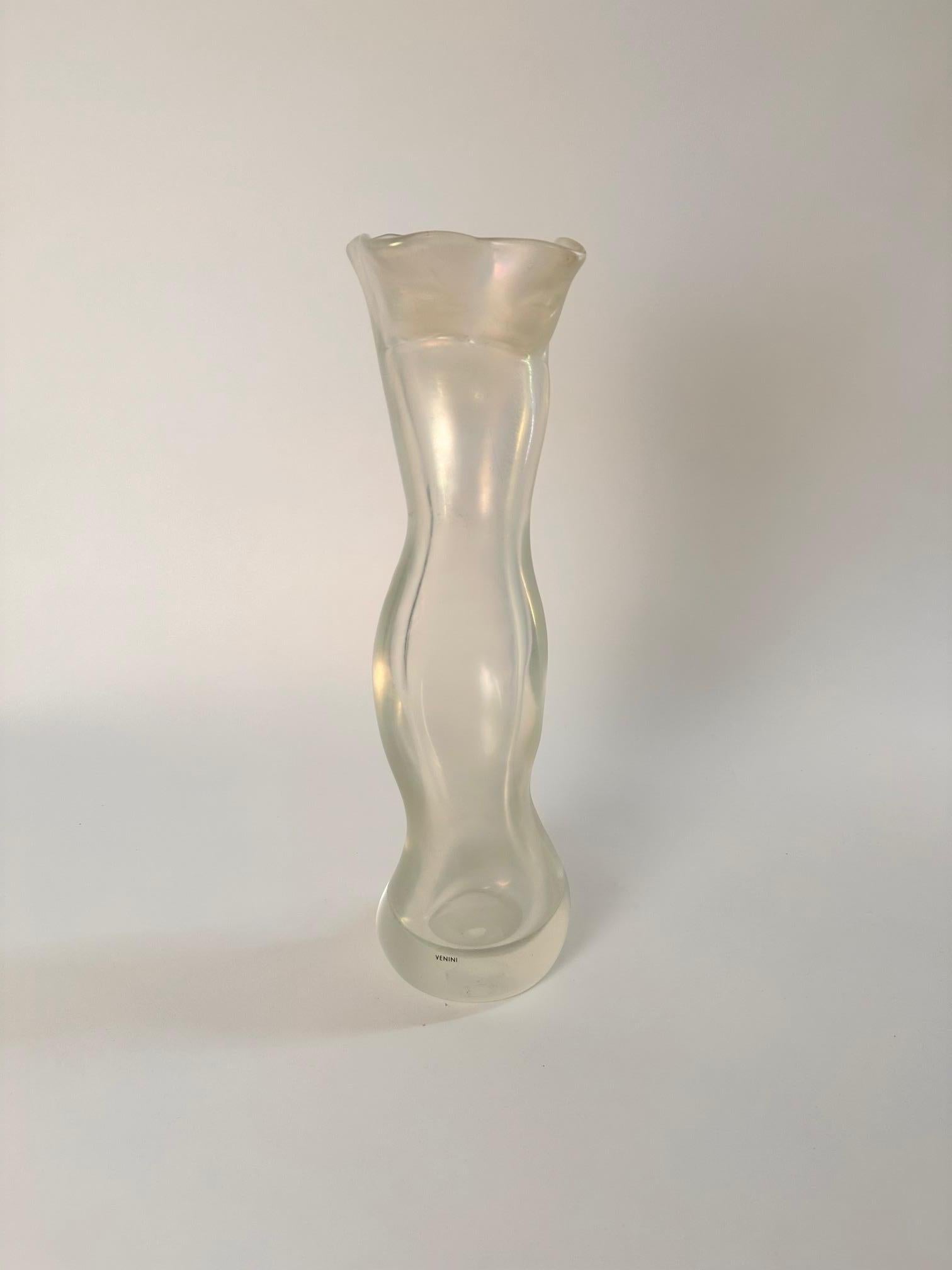 Vase en verre de Murano de Fulvio Bianconi pour Venini.. Signé en vente 2