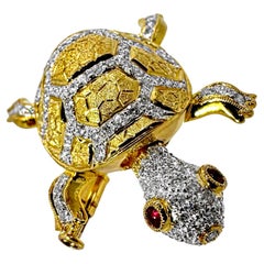 A Fun-Loving 18K Yellow Gold Turtle Pin with Diamonds and Moveable Head and Tail