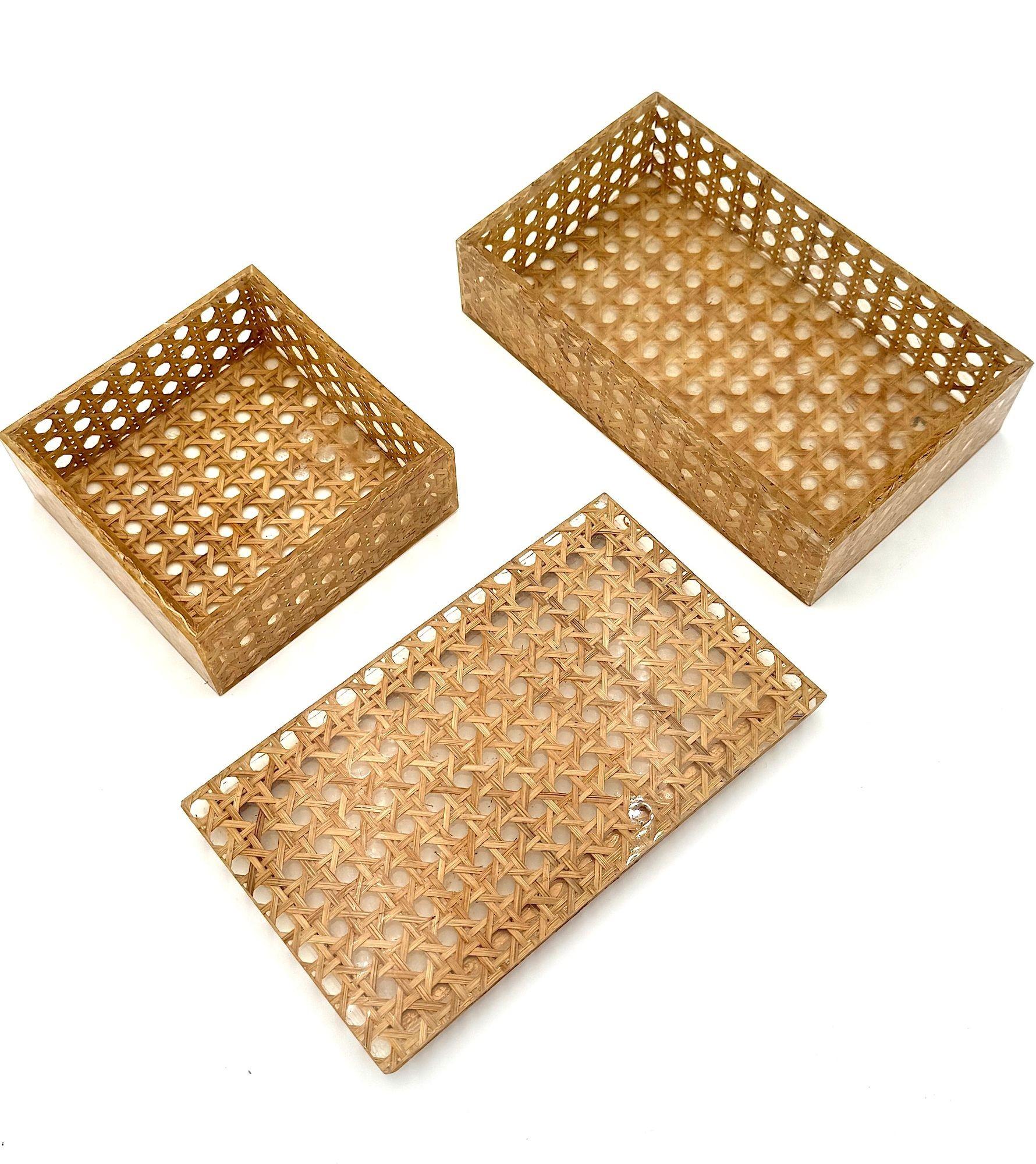 A Gabriella Crespi style Italian 1970s lucite and woven rattan two box set For Sale 6