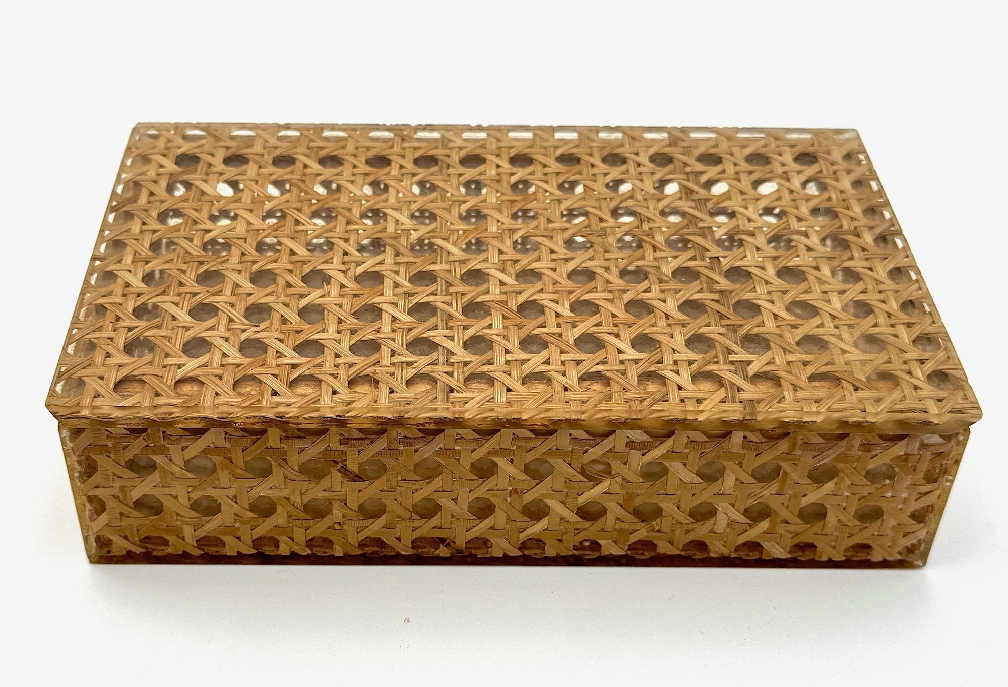 A Gabriella Crespi style Italian 1970s lucite and woven rattan two box set For Sale 8