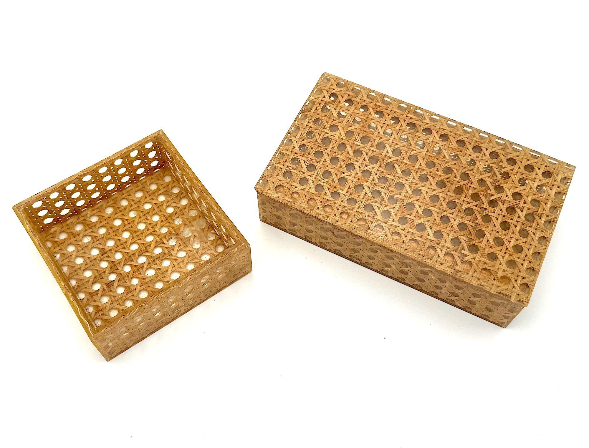 A Gabriella Crespi style Italian 1970s lucite and woven rattan two box set For Sale 1
