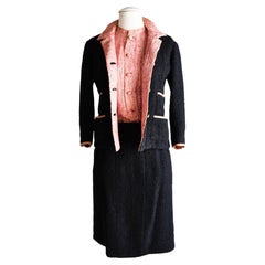 Un traje de Gabrielle Chanel Couture Falda de lana y lamé dorado Circa 1968-1970