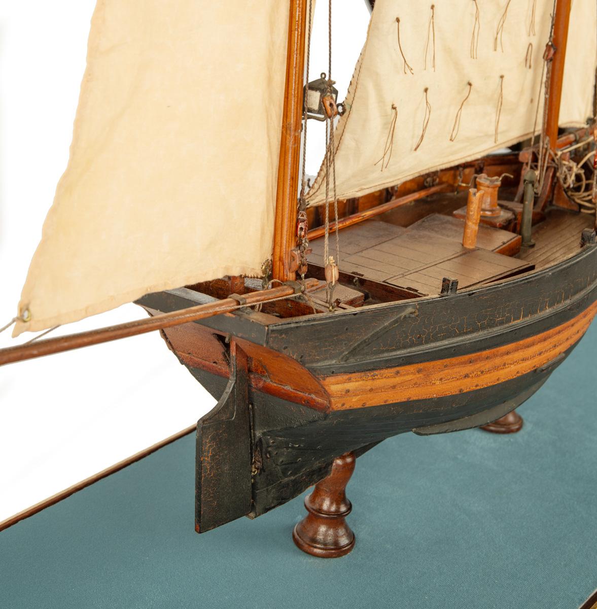 Un lugre Hastings con aparejo de foque hacia 1880 en venta 2