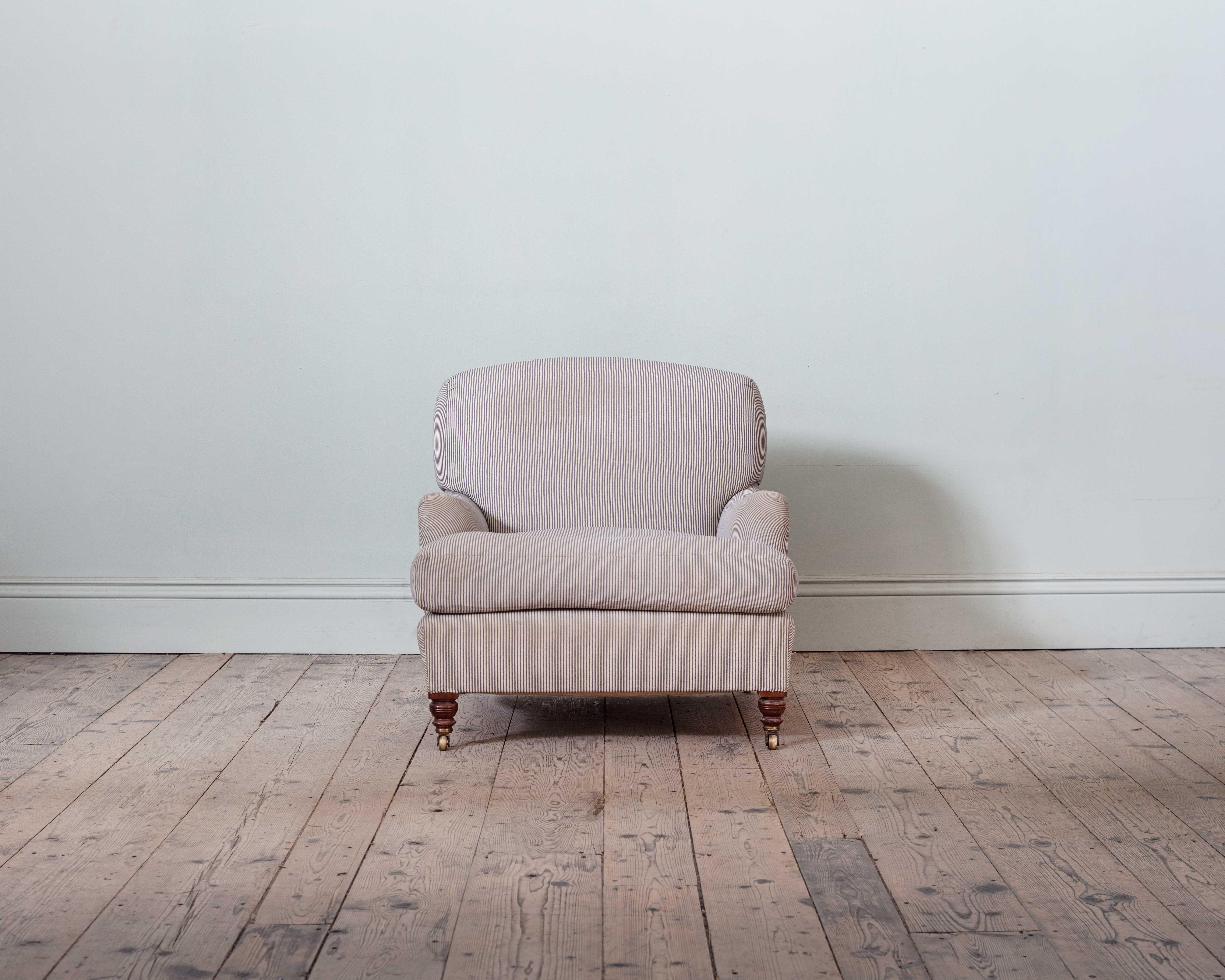 Una silla Howard and Sons 