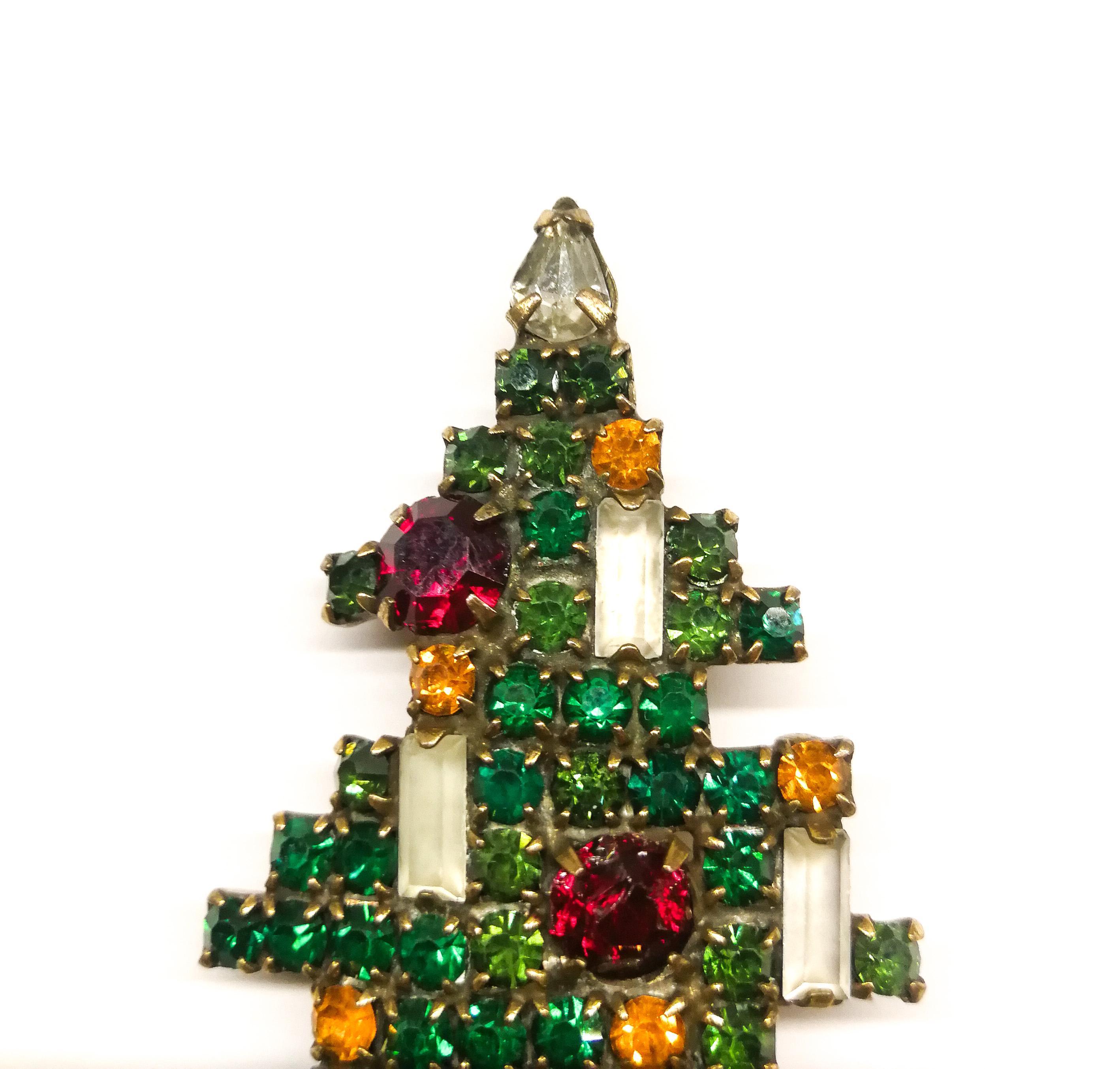 Art Deco A geometric coloured paste 'Christmas Tree' brooch, Weiss, USA, 1950s For Sale