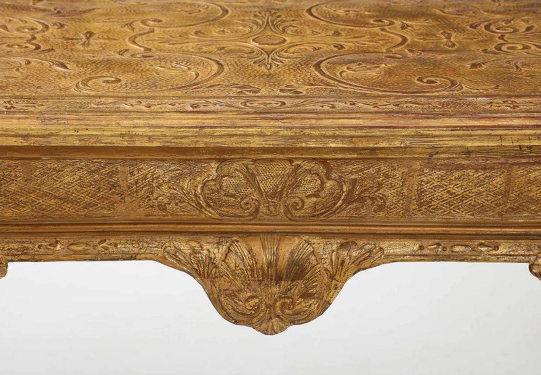 A George I Carved and Gilt Gesso Table For Sale 1