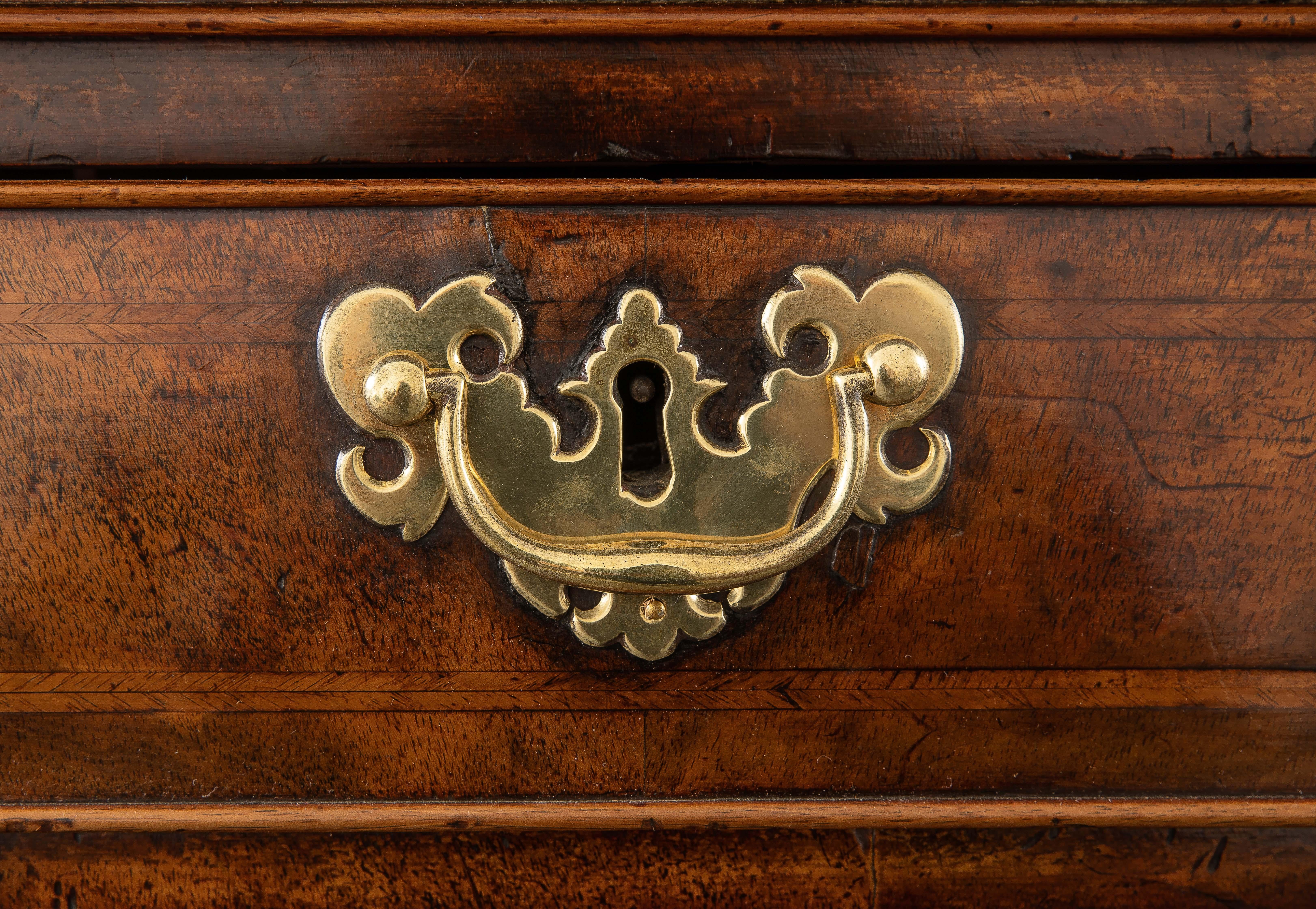 George I Walnut Chest on Chest of Compact Size For Sale 1