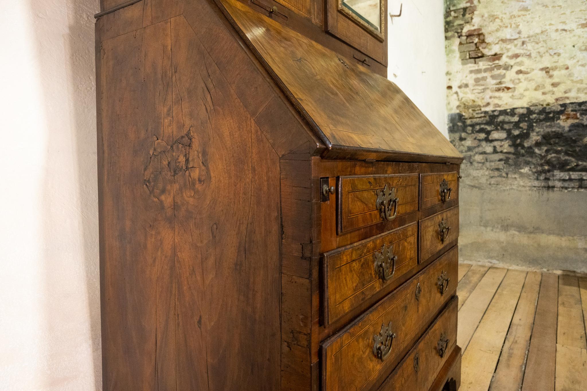An 18th Century George I Walnut & Feather Banded Fall Front Bureau Bookcase For Sale 12