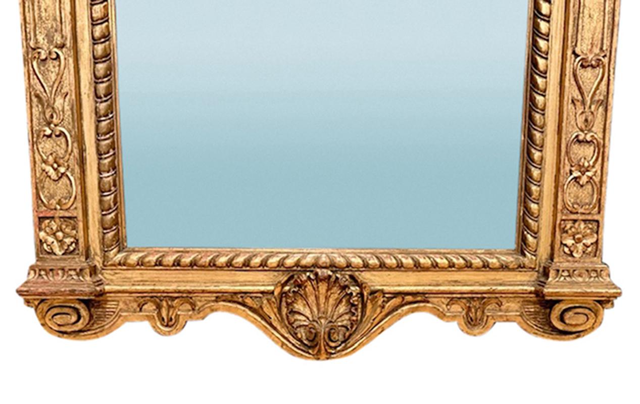 Espejo de madera dorada tallada de Jorge II en Bueno estado para la venta en Norwood, NJ