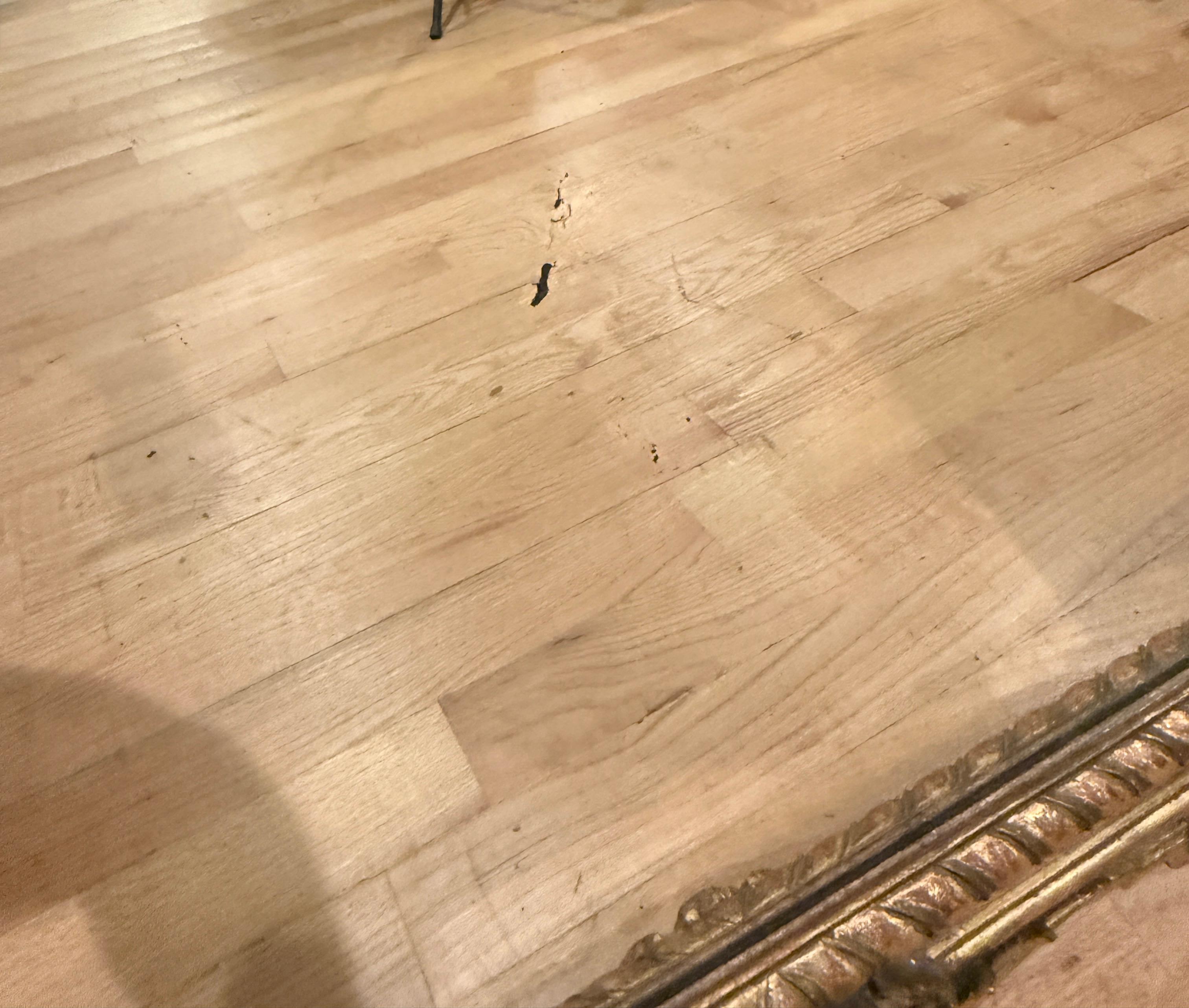 Espejo de madera dorada tallada de Jorge II siglo XIX en venta