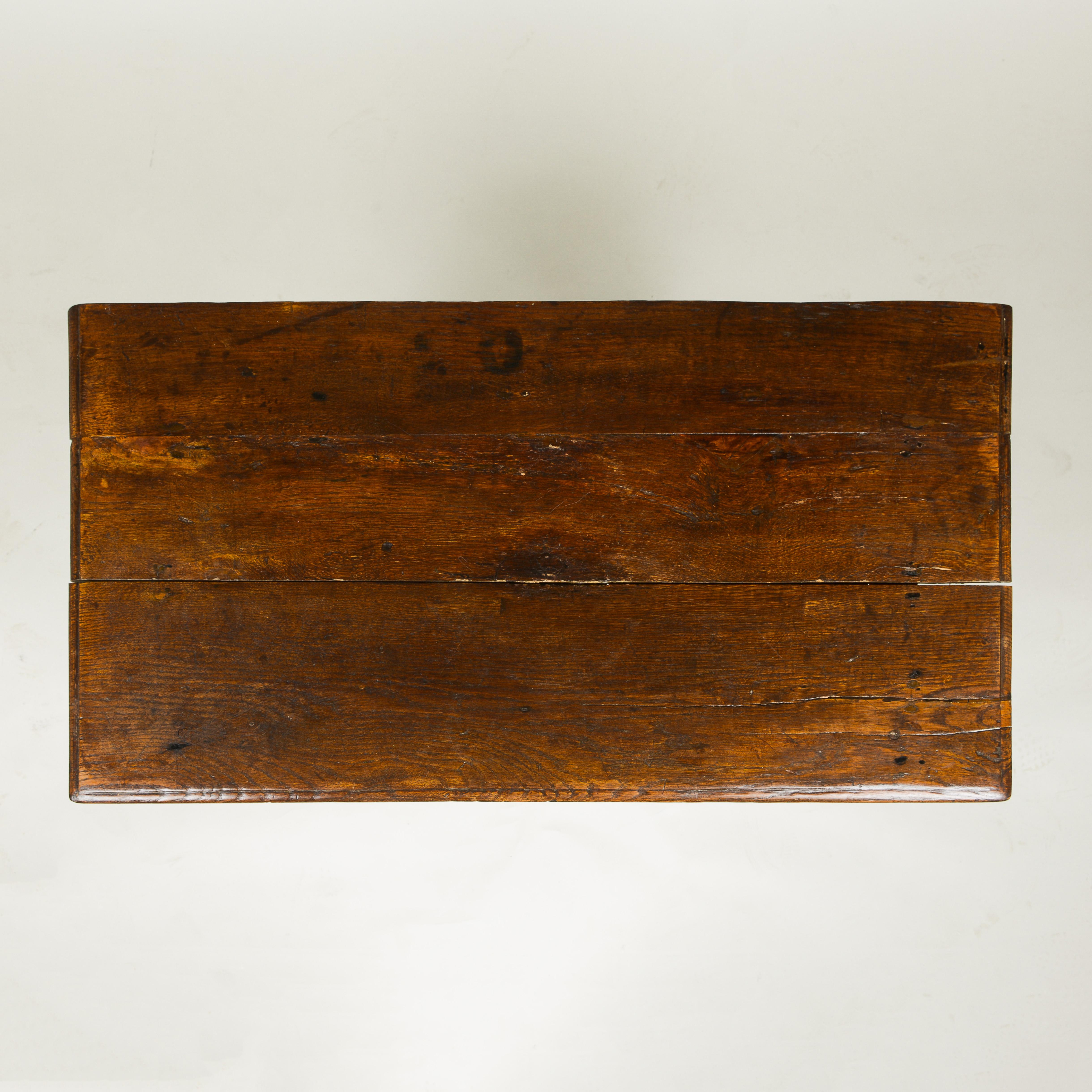 Mid-18th Century George II Oak Table For Sale