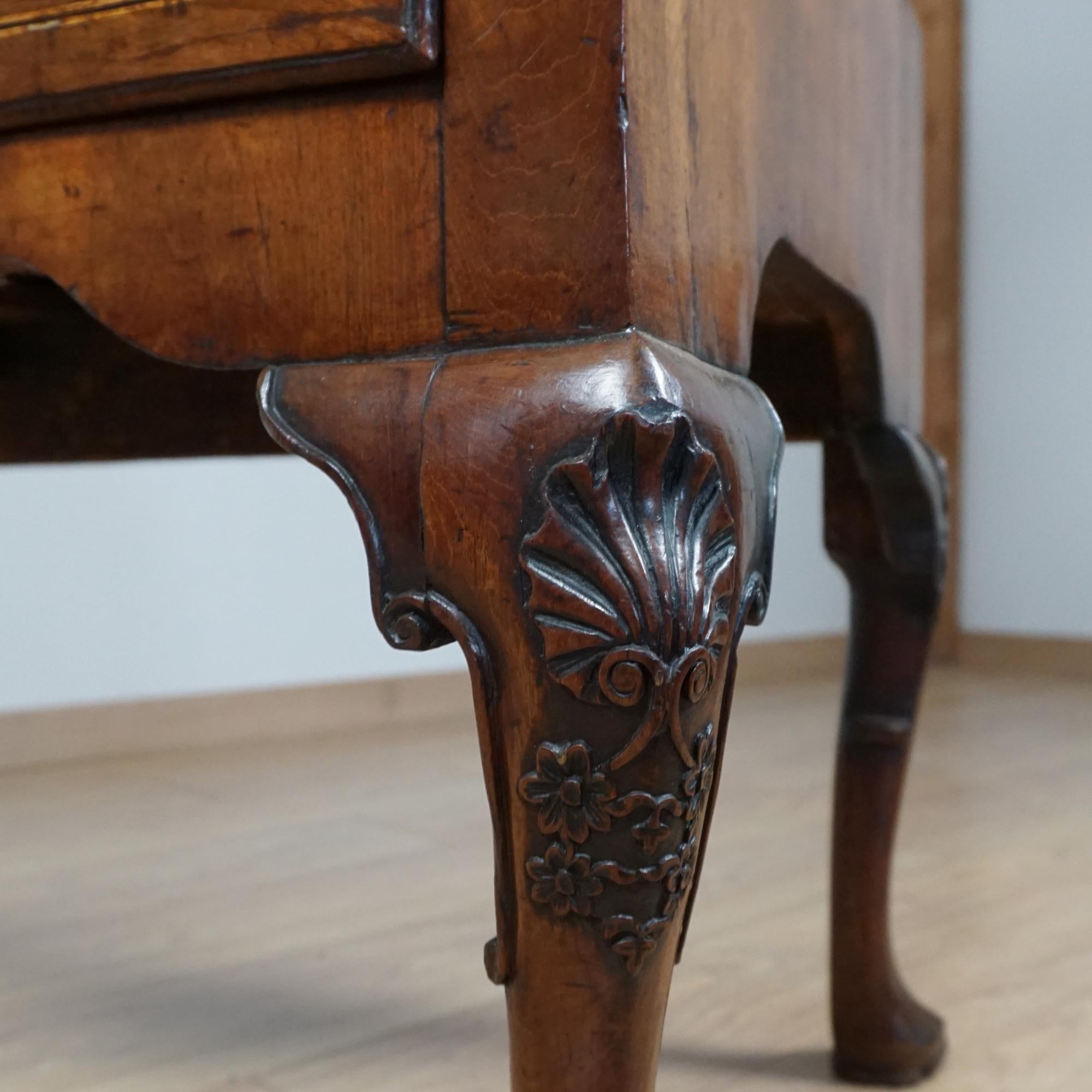 A George II Walhut Chest on Stand Circa 1730 For Sale 7